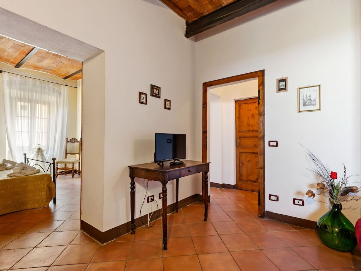 Cutesy Apartment in Boccheggiano With Swimming Pool
