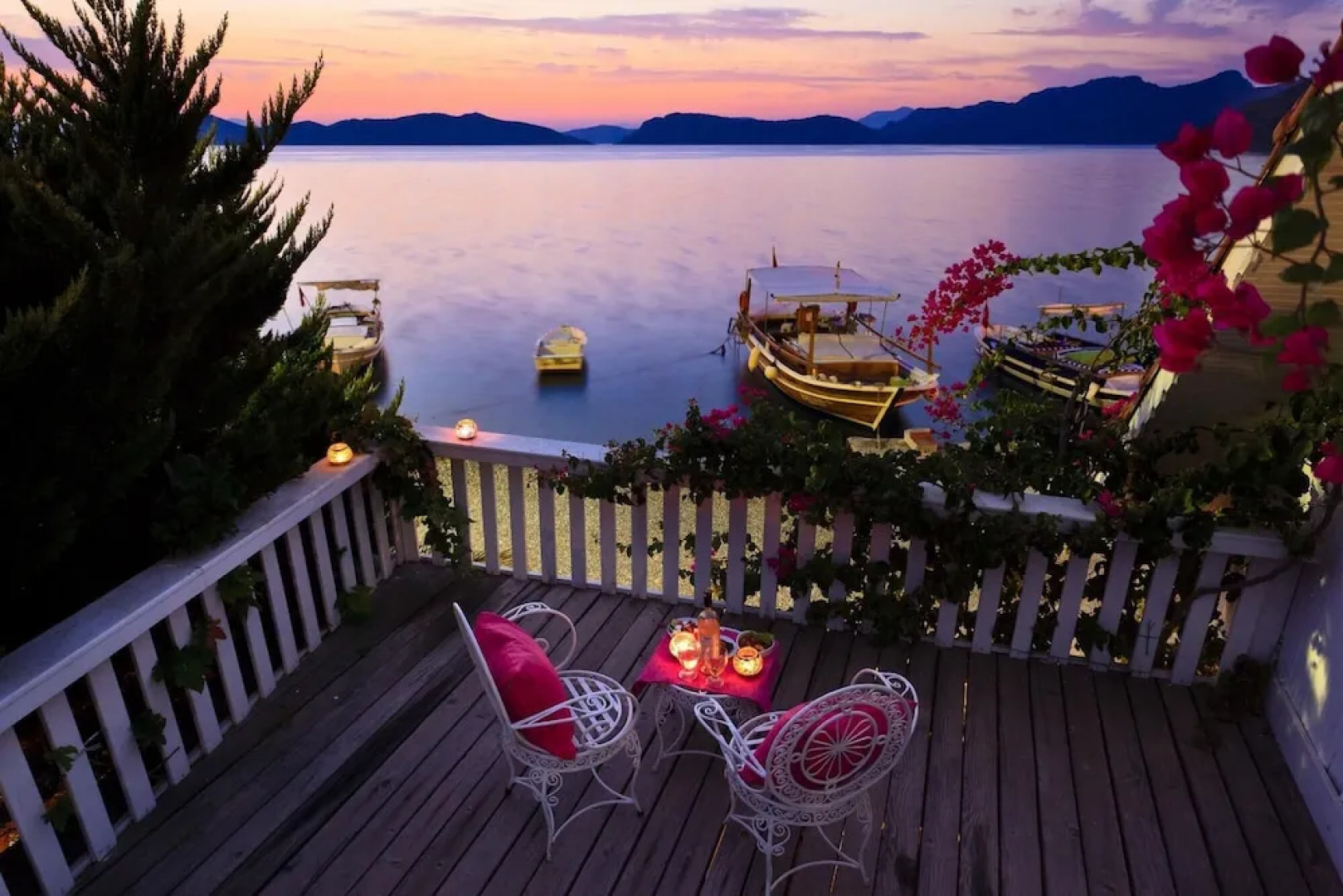 Waterfront Cottage in Ta l ca