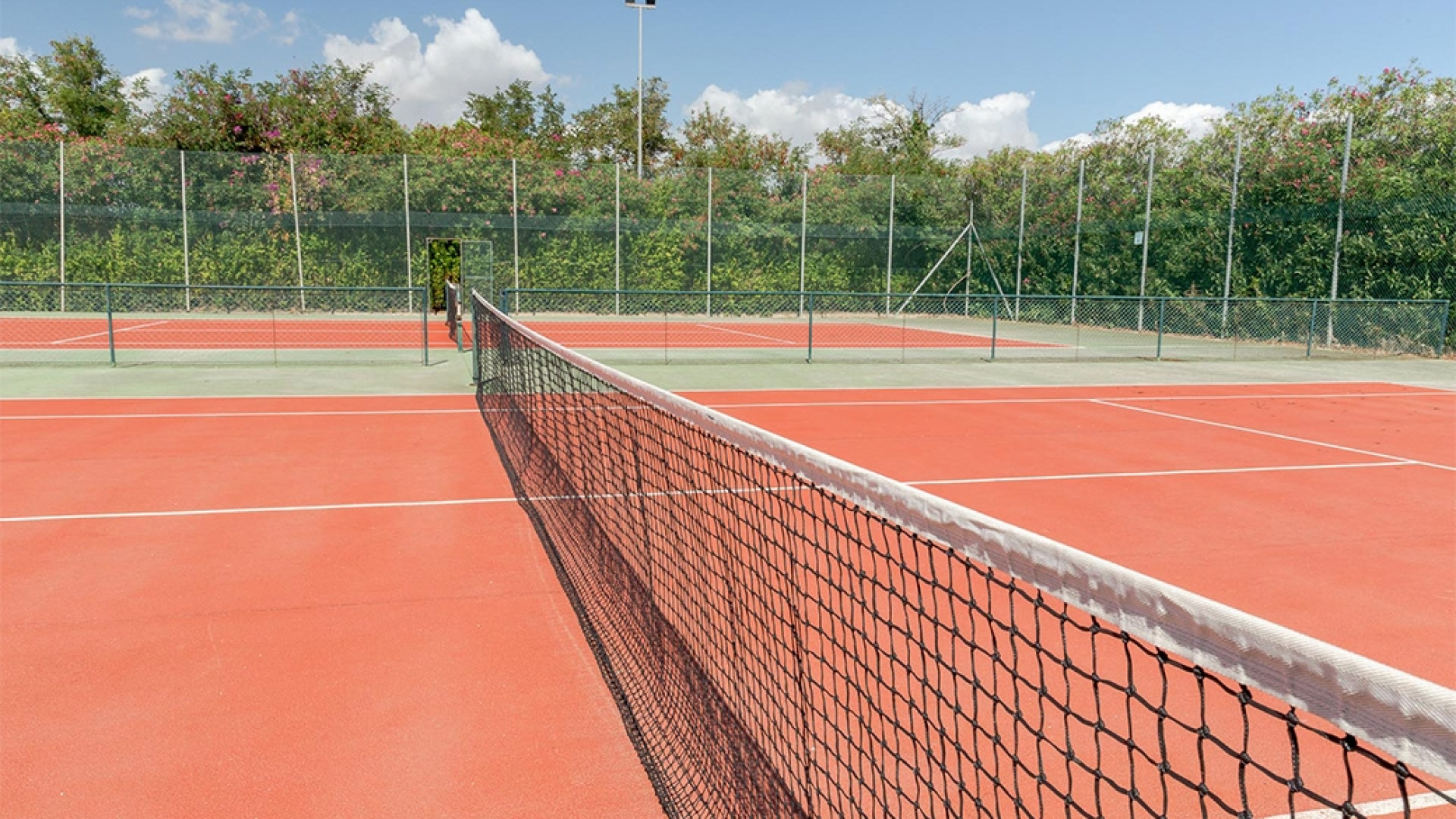 Paradise Beach Resort