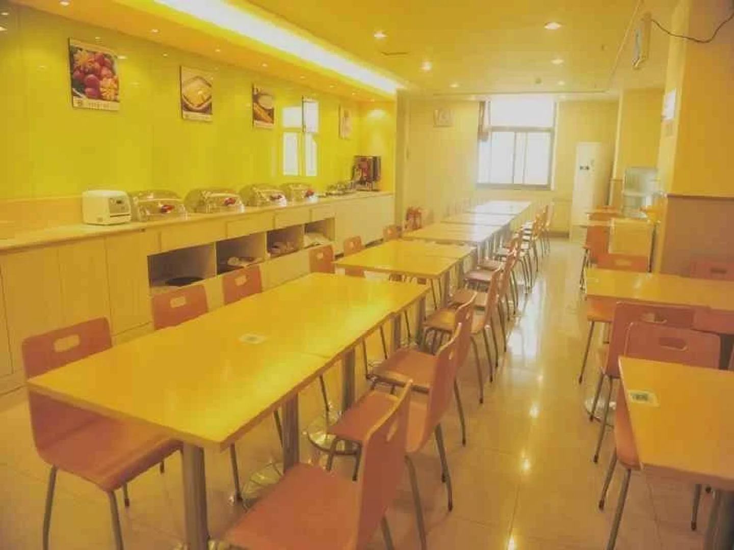 银座佳驿酒店(潍坊四平路泰华城风筝广场店)