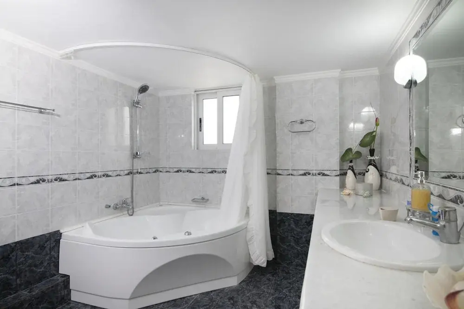 Villa John Dimeon With Private Pool