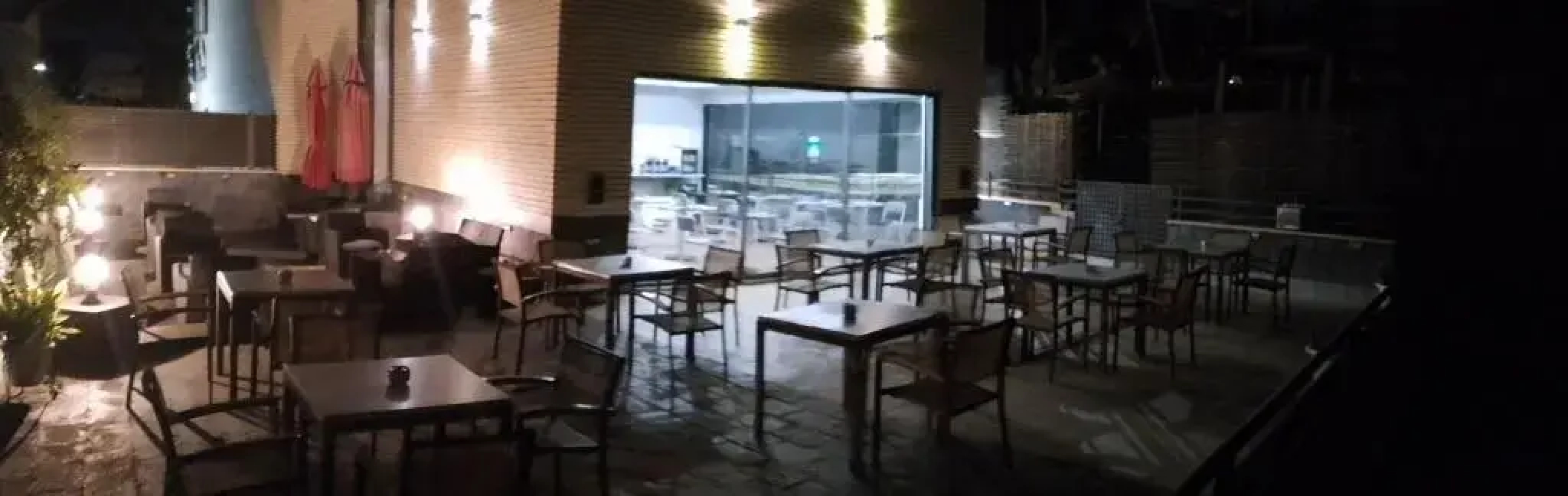 H La Cabaña