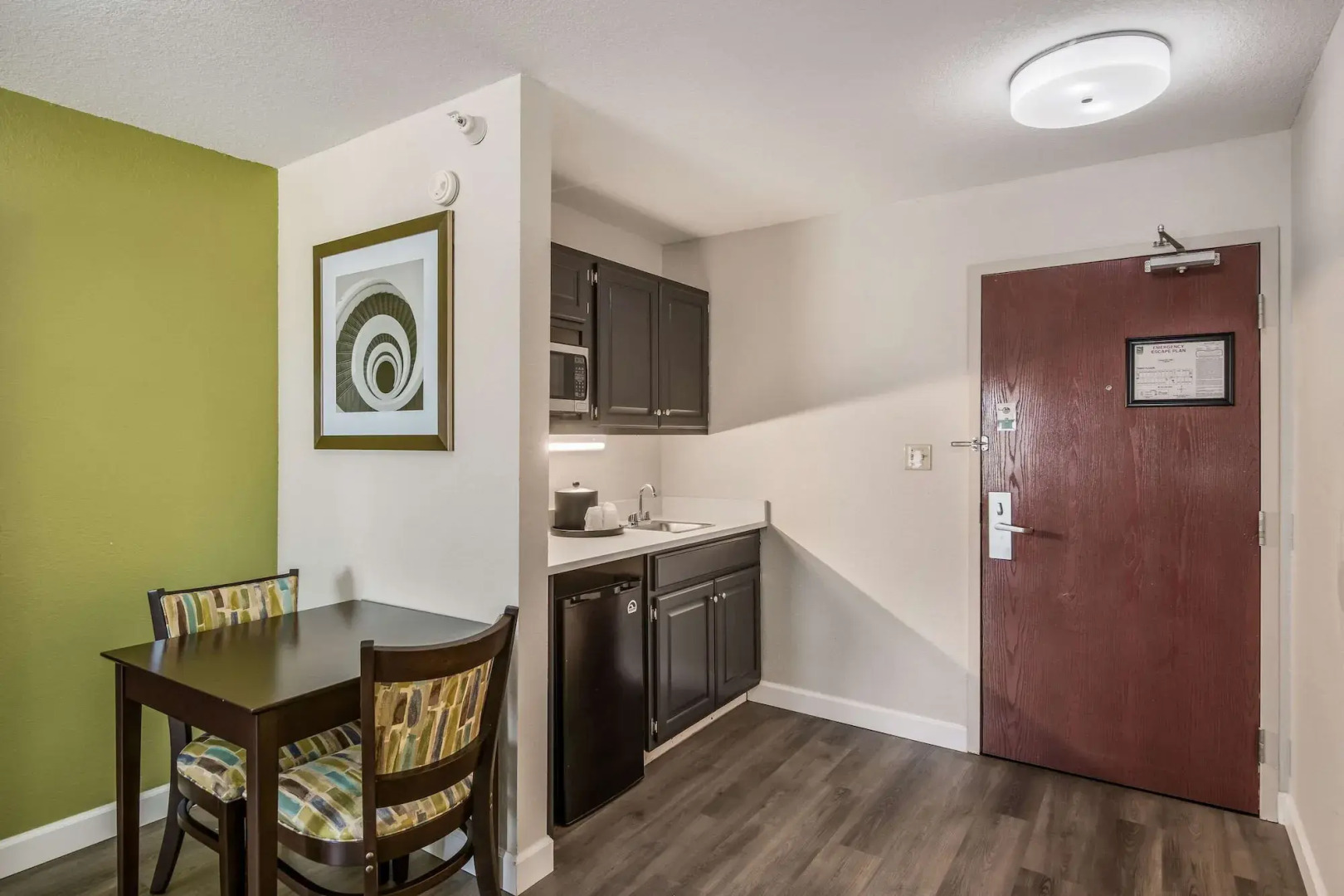 Quality Inn & Suites Quincy - Downtown