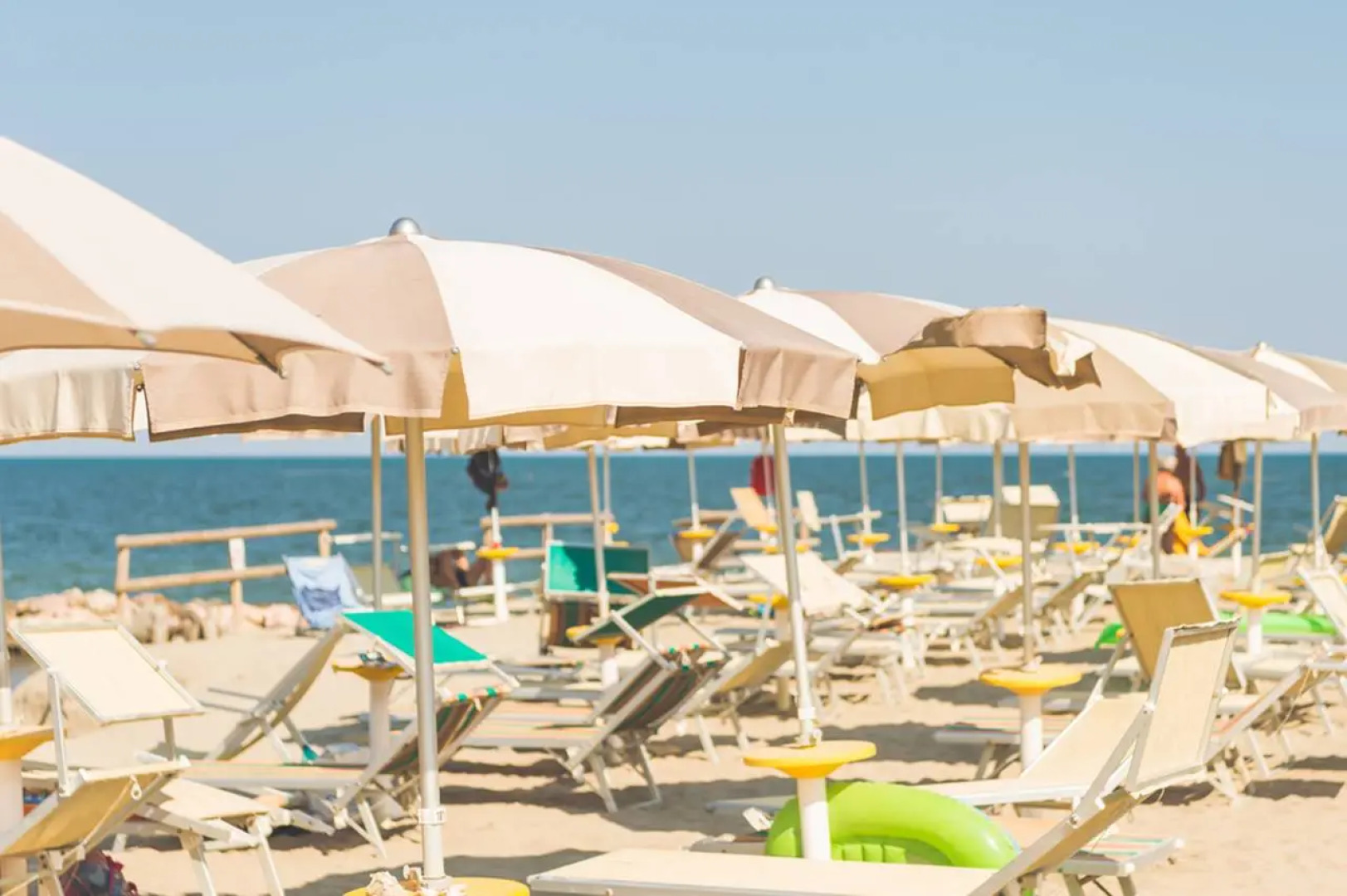 Club Del Sole Spina Family Collection