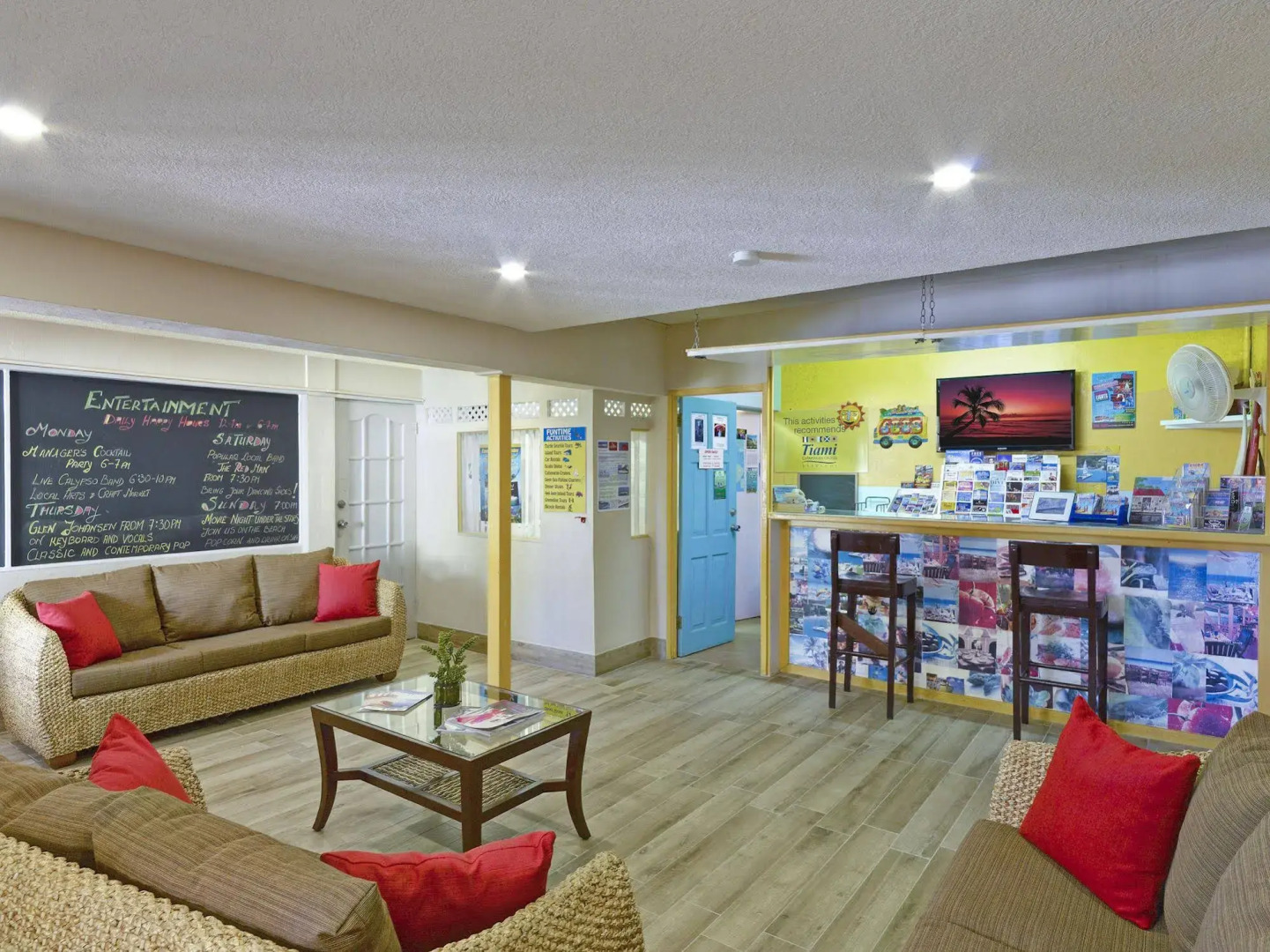 Coconut Court Beach Hotel