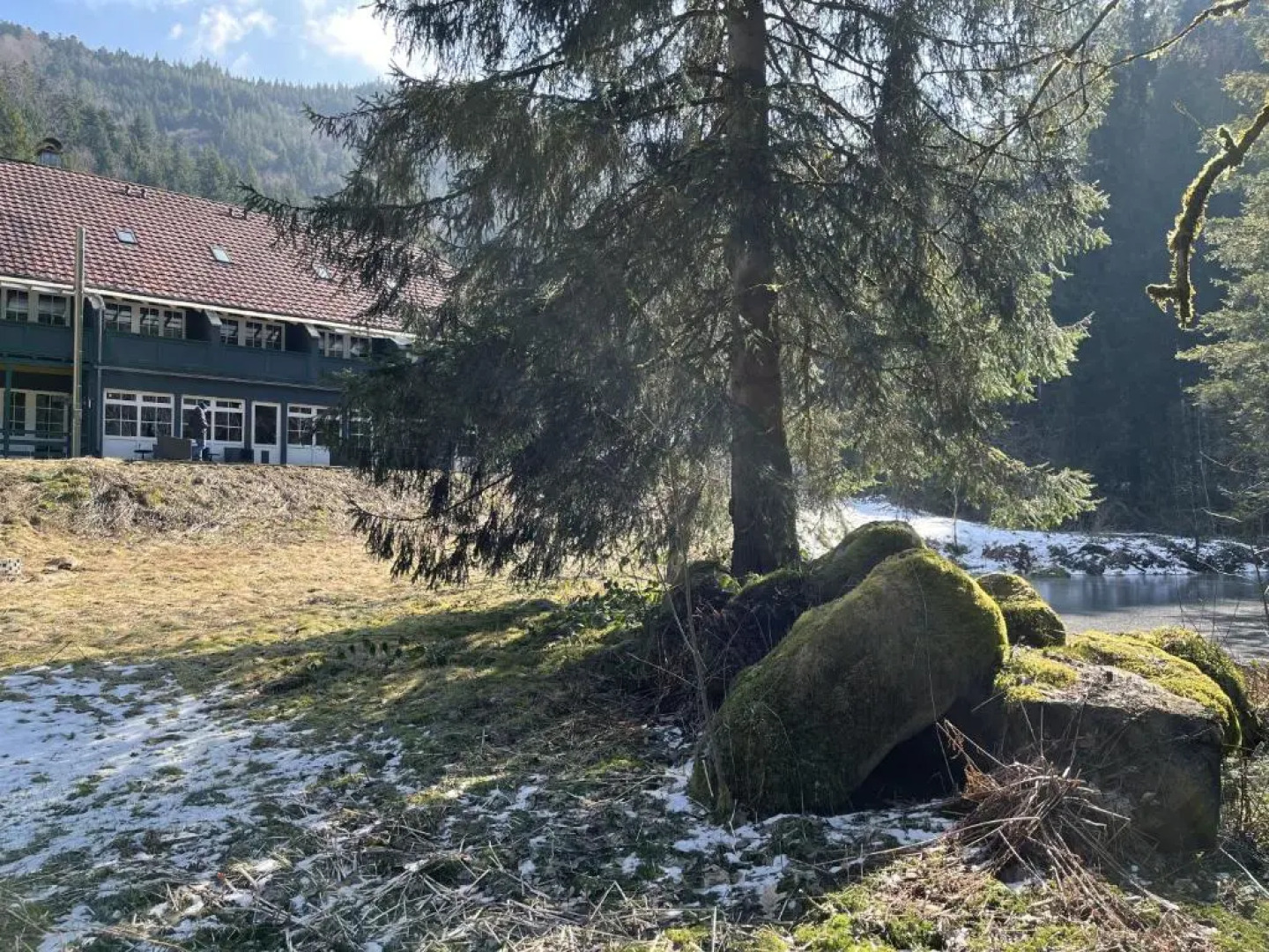 Somewhere Elz - Luxus Chalet Fur Bis Zu 38 Gaste