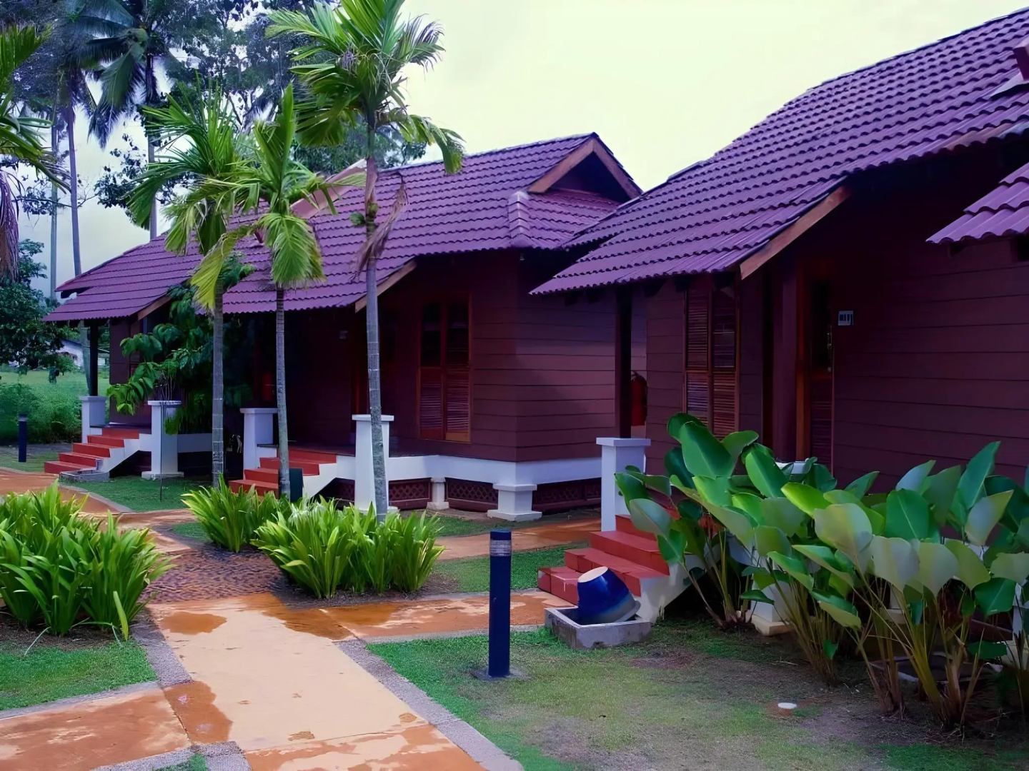 Ulek Beach Resort