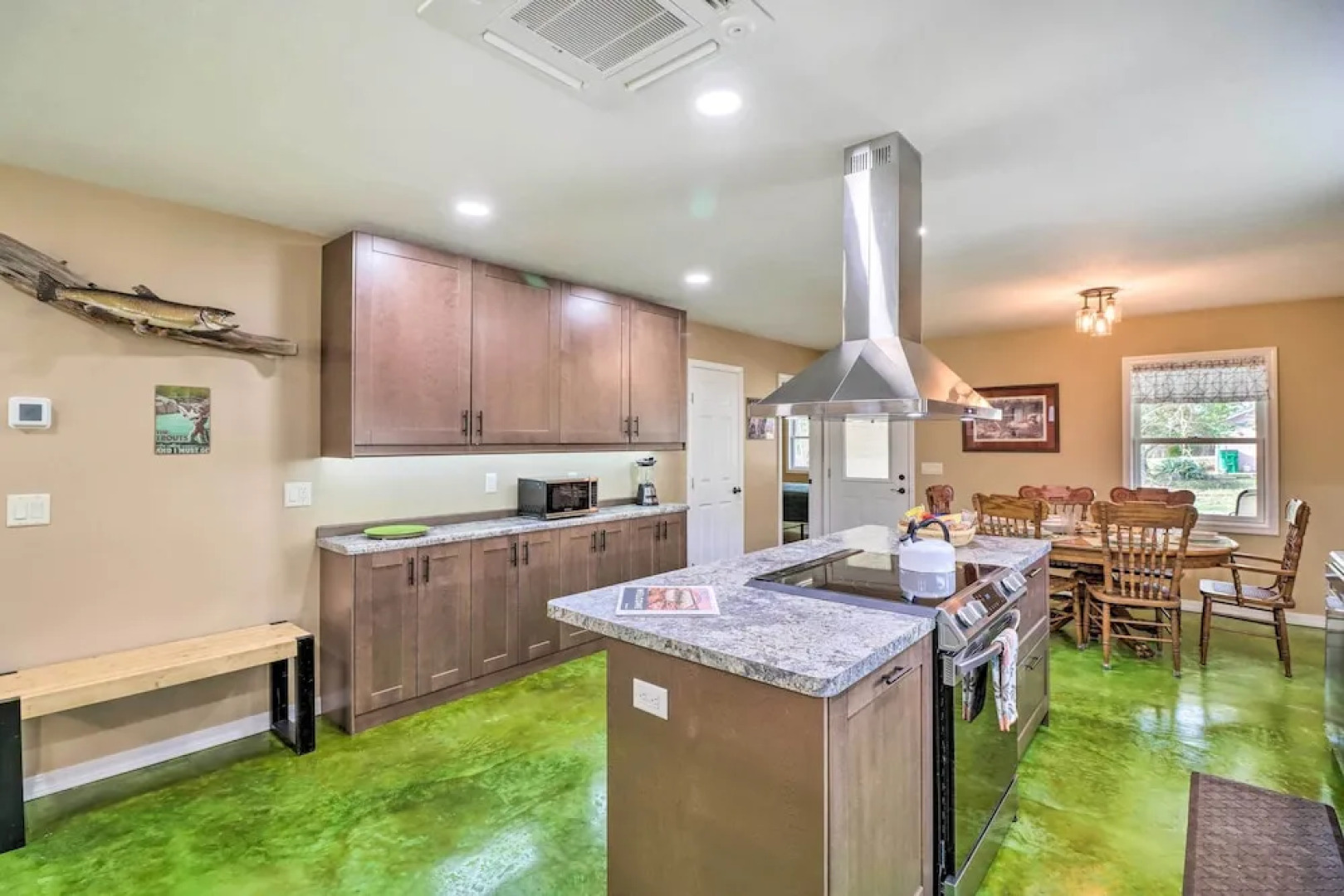 Brand New Cotter Home, Walk to Trout Fishing!