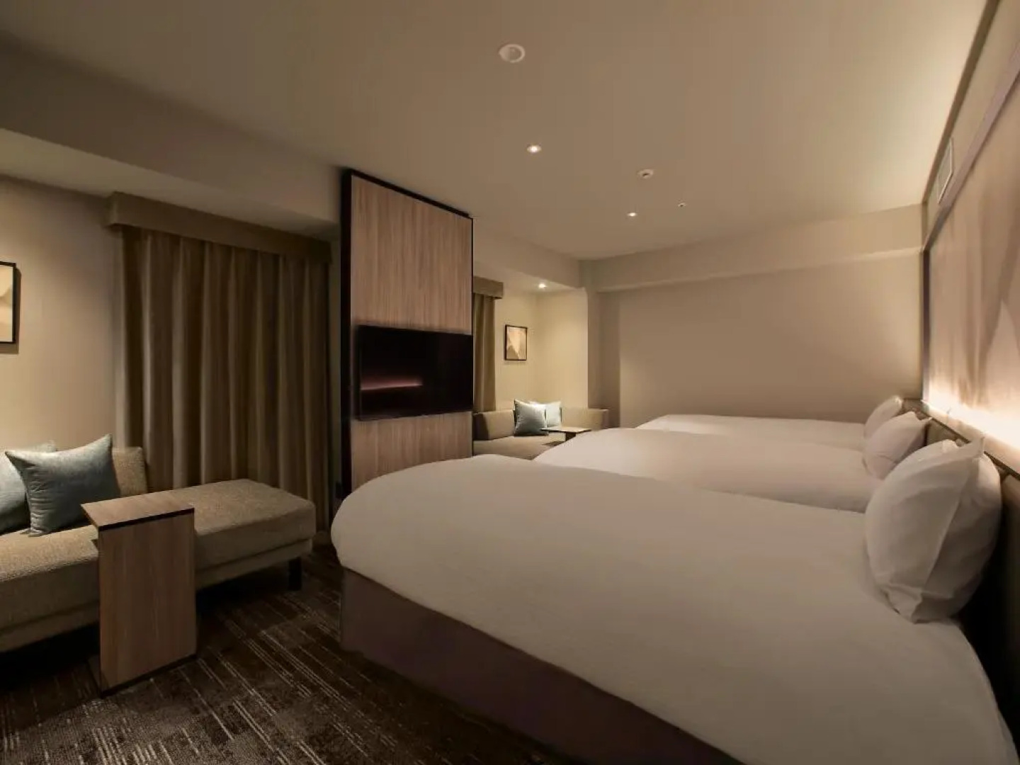 Oriental Hotel Universal City