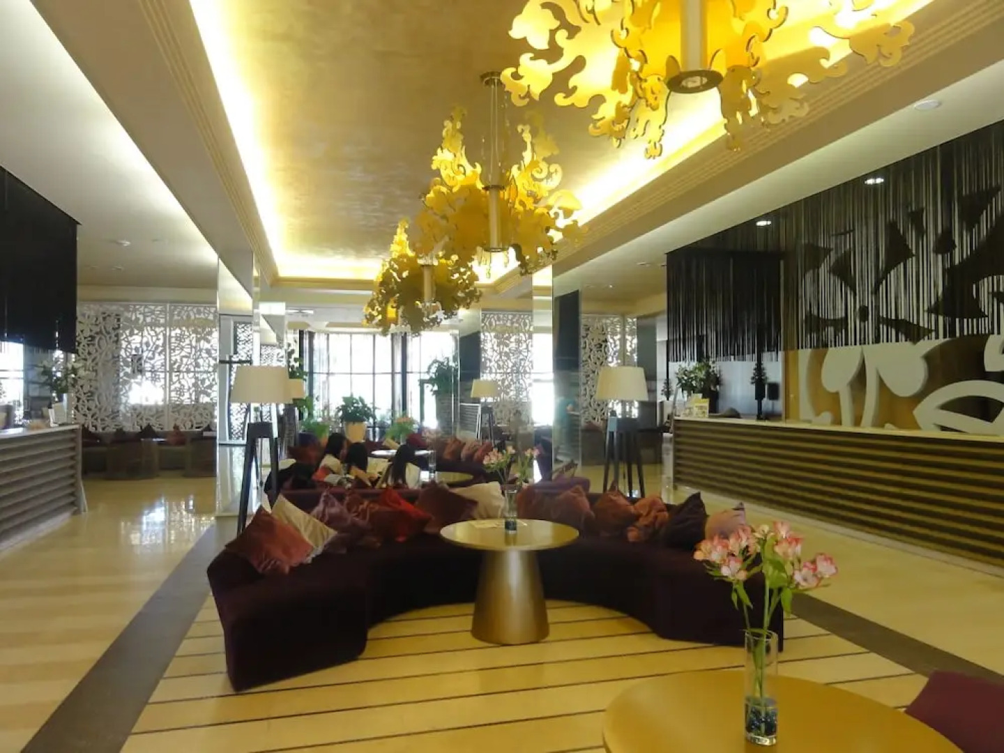 Sandapart Royal Beach Apartments