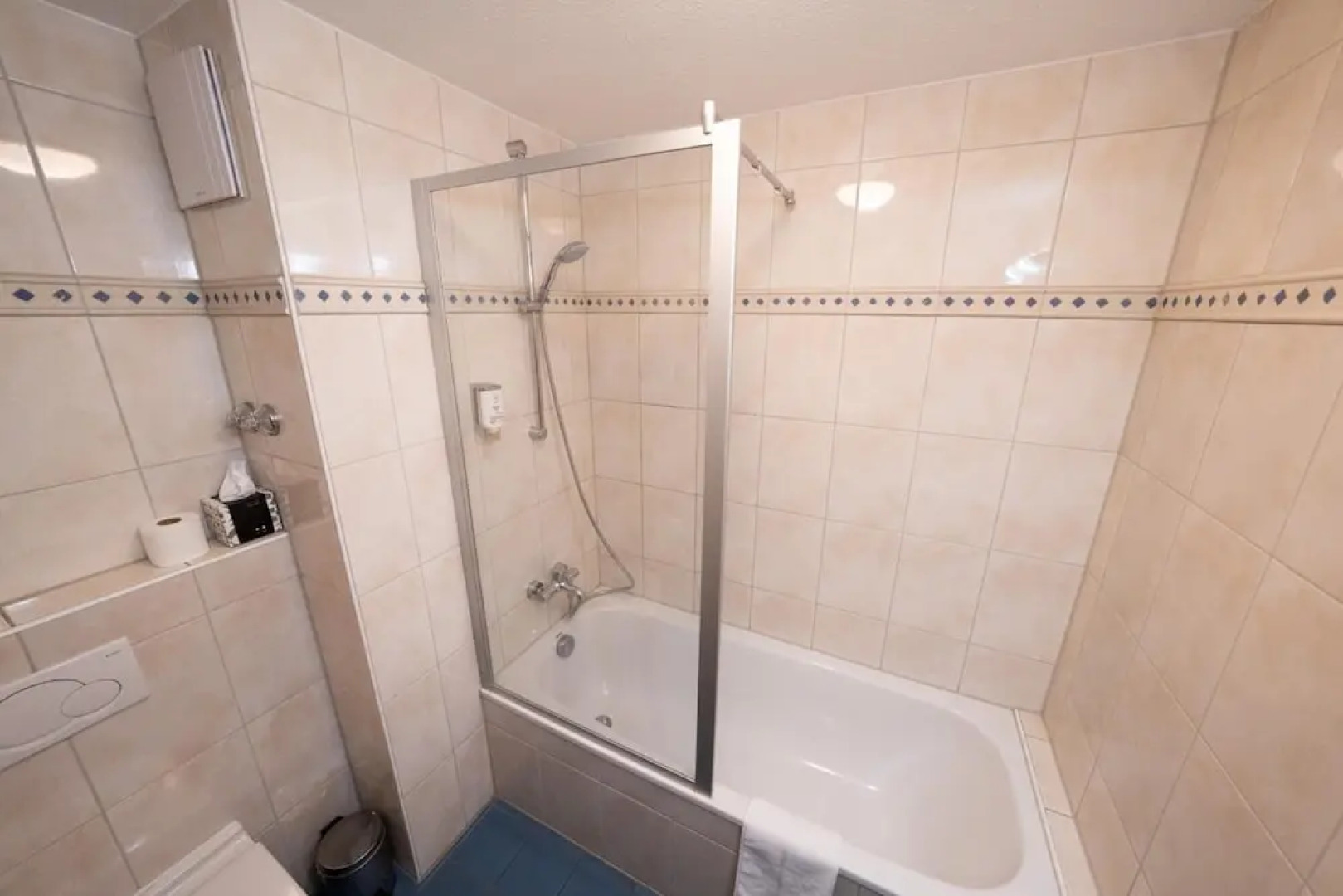 ates Hotel Straßburg - Kehl