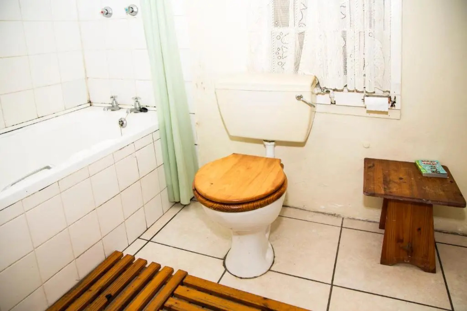 Jikeleza International Backpacker Lodge