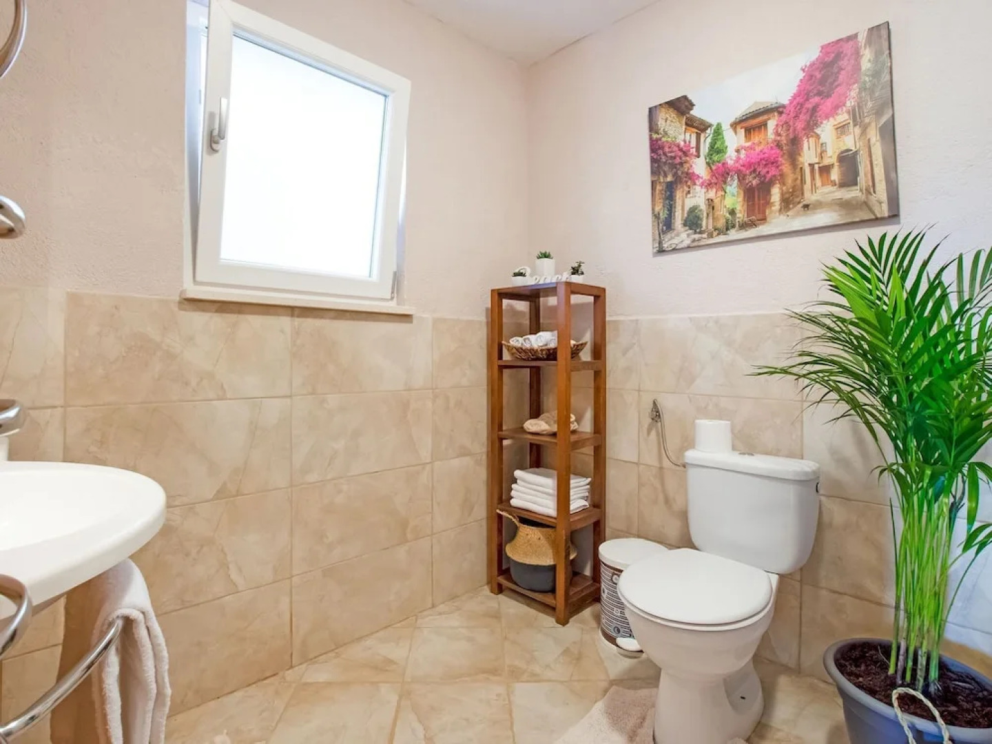 Sunrise Blace Apartments