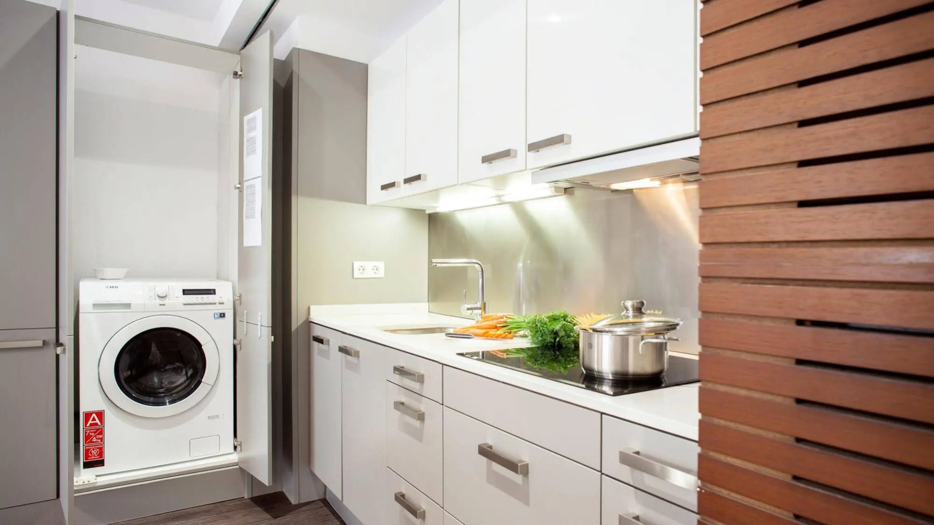 Aspasios Catedral Apartments