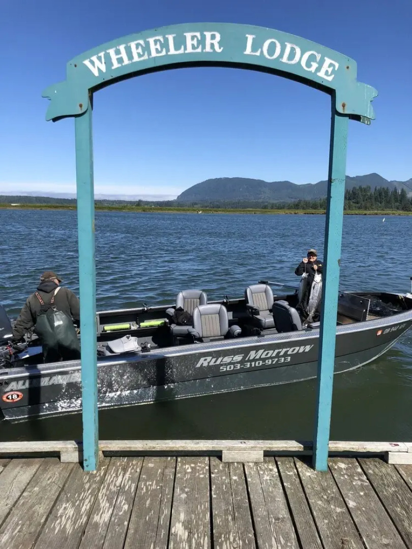 Wheeler on the Bay Lodge & Marina