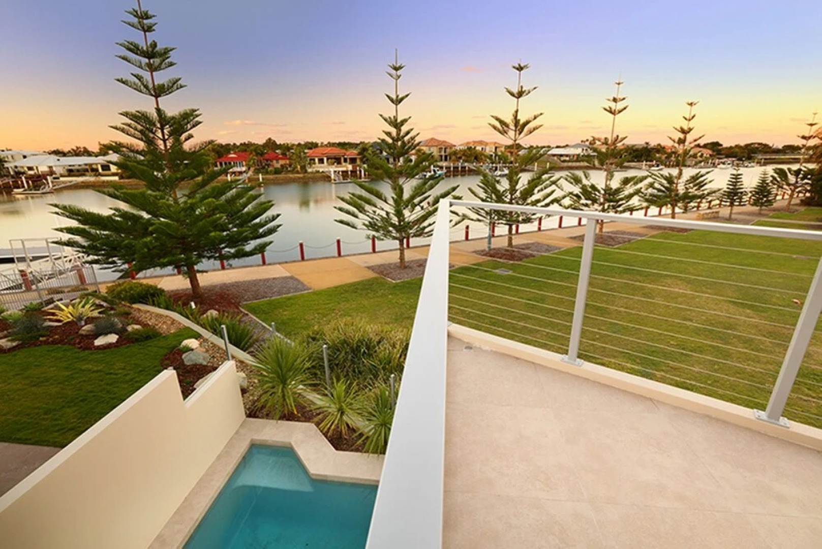 Cocos Court 21 Beach House