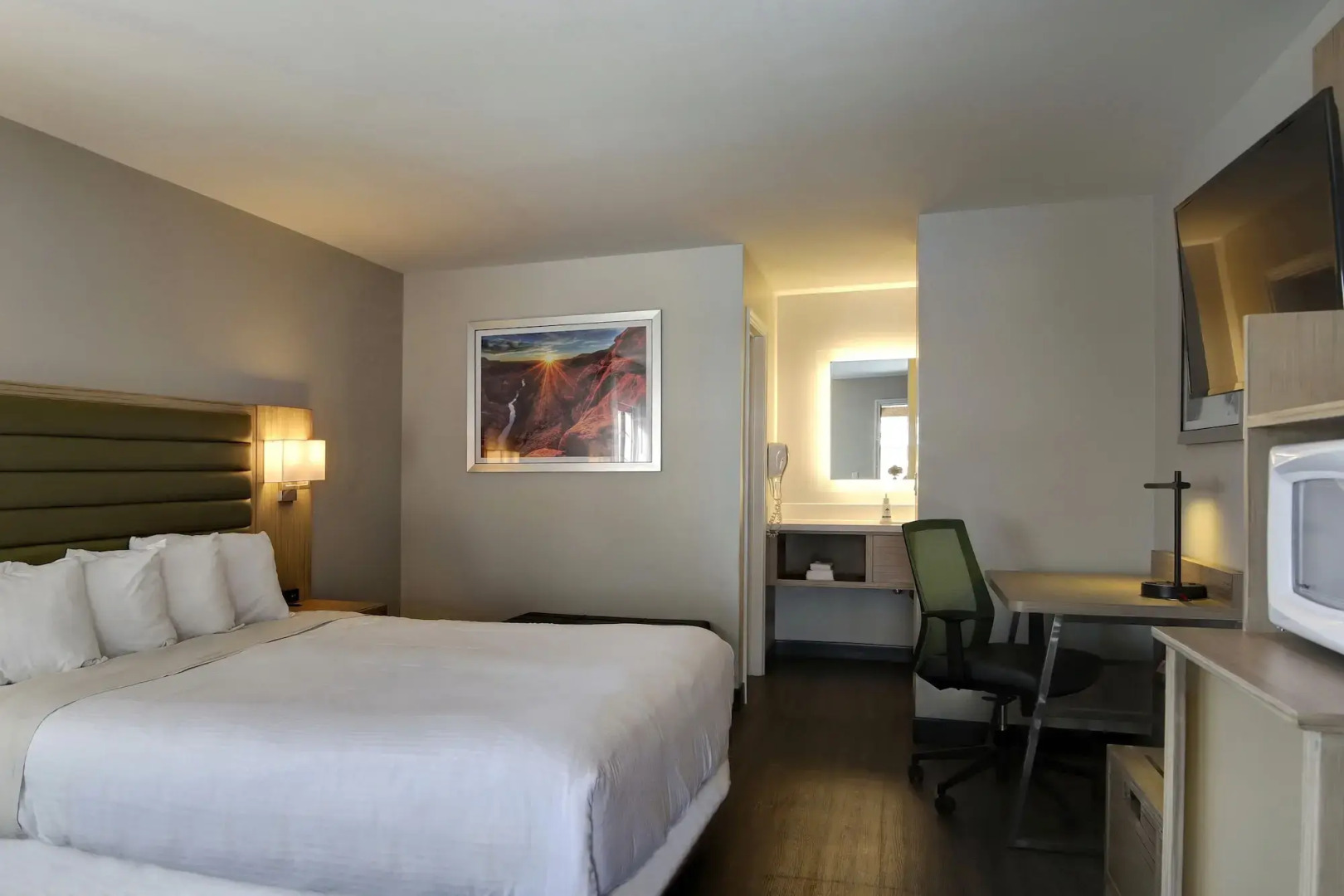 GreenTree Inn Flagstaff