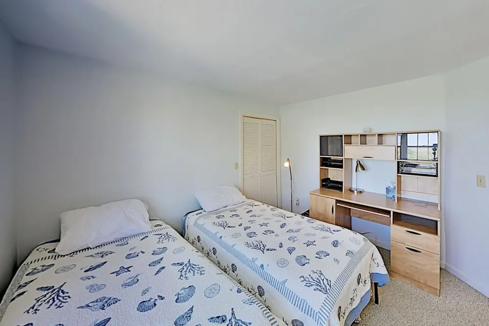 Spacious Wooded W/ Deck & Alfresco Dining 3 Bedroom Home