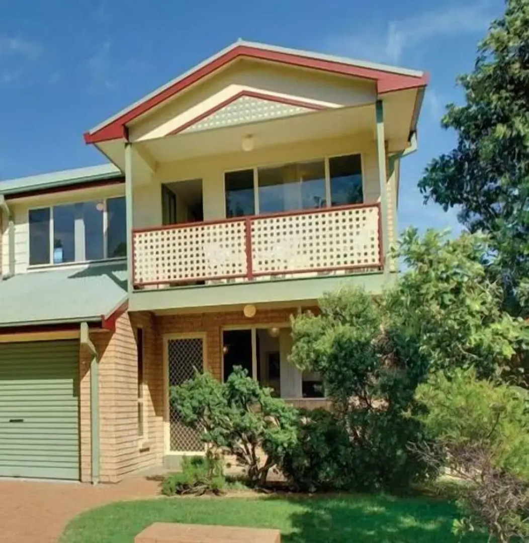 Bombora at Fingal Bay