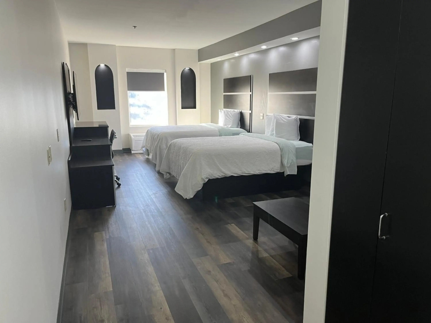 Sonesta Essential Savannah