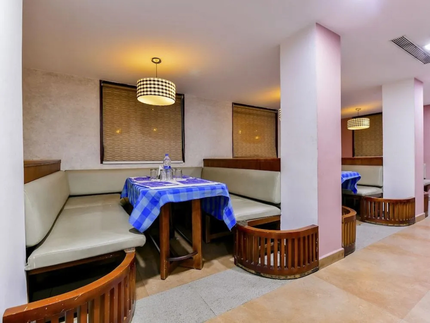 OYO 28129 Hotel Mjm International