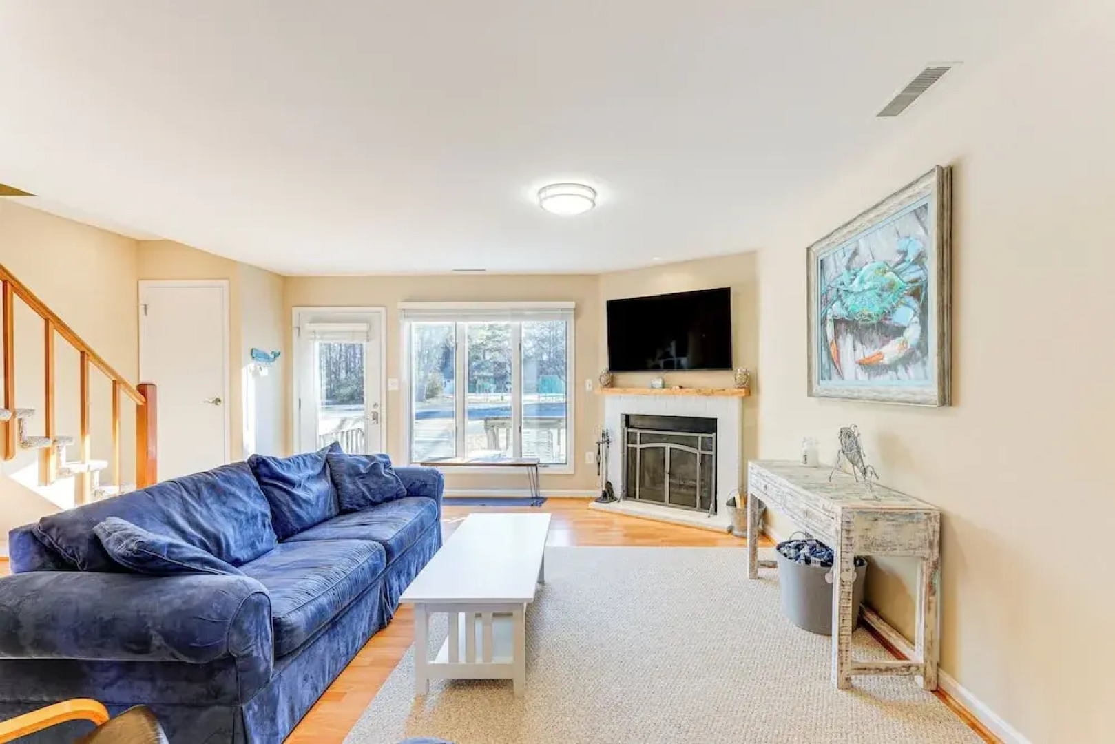 Walk to Bethany Beach Boardwalk: Coastal Retreat