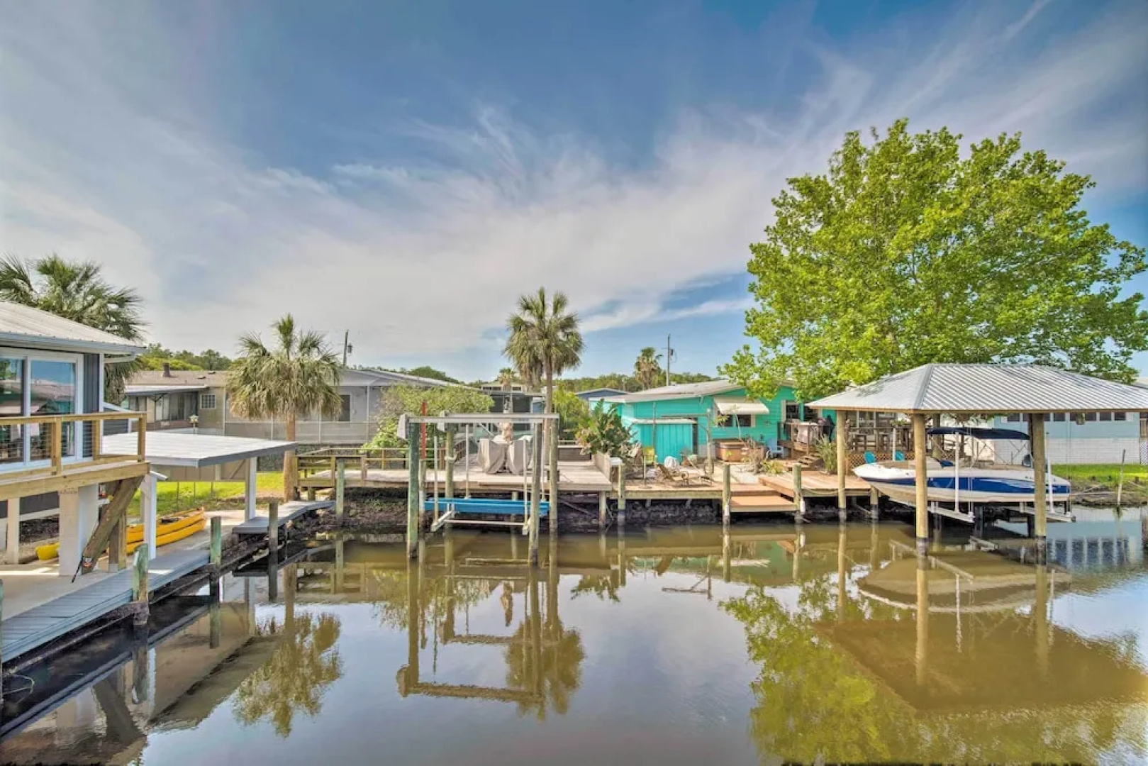 Remodeled Retreat on Homosassa River Canal!