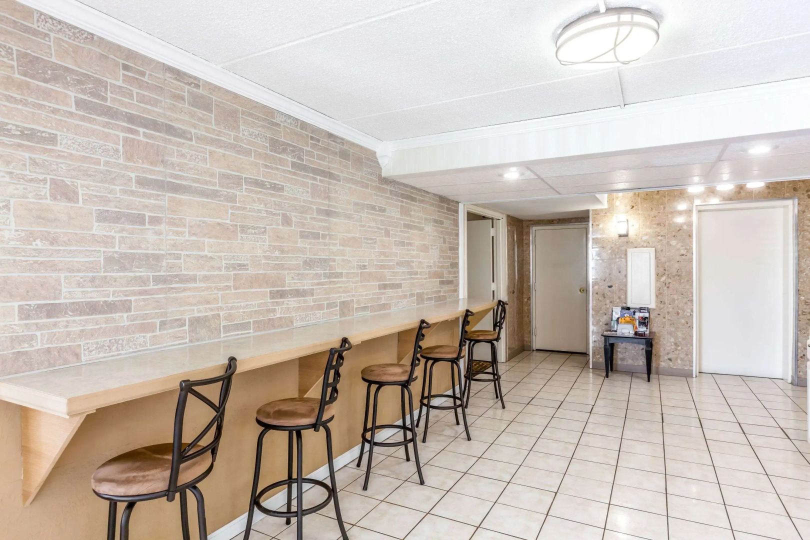 Days Inn by Wyndham Syracuse