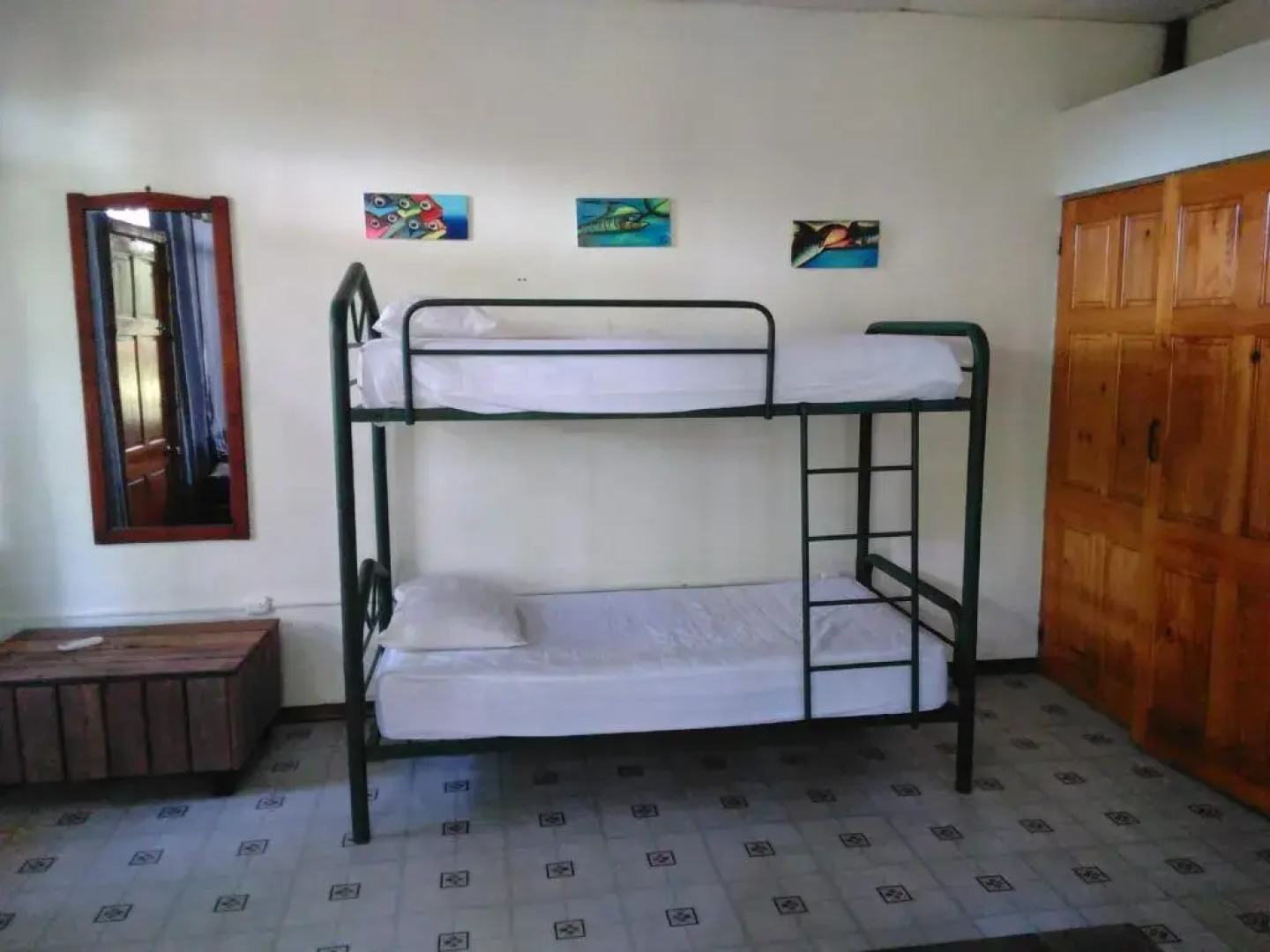 Palapa Hut Hostel & Camping