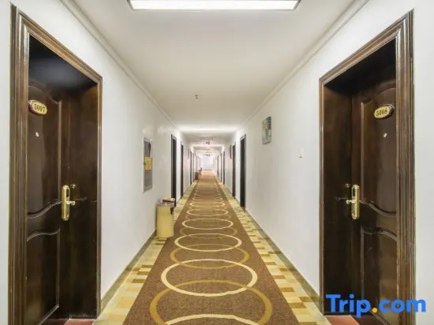 Nanning Shenxianju Hotel (Jiangnan Passenger Transport Terminal)