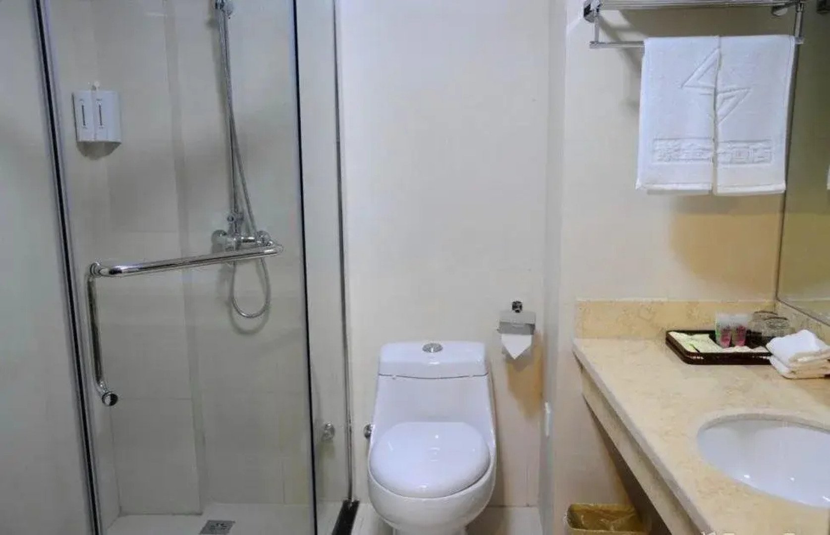 Xiahe Yangzong Hostel