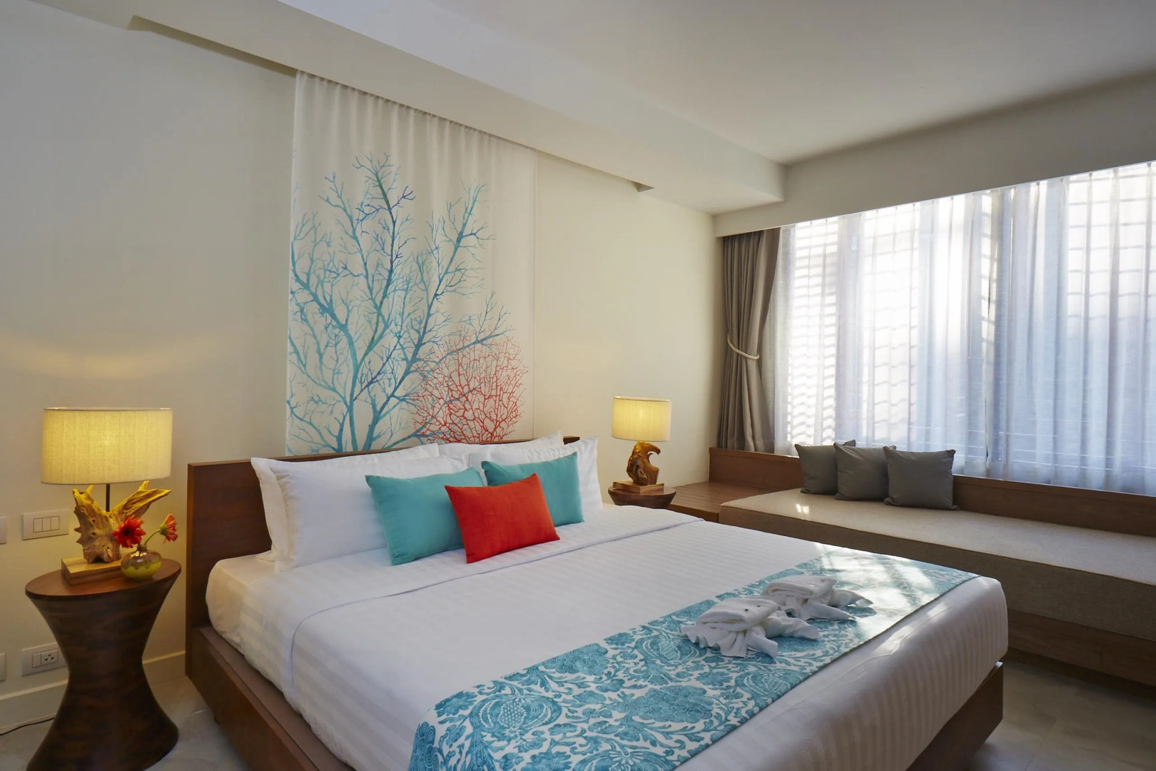 Отель Bandara Beach Resort, Phuket