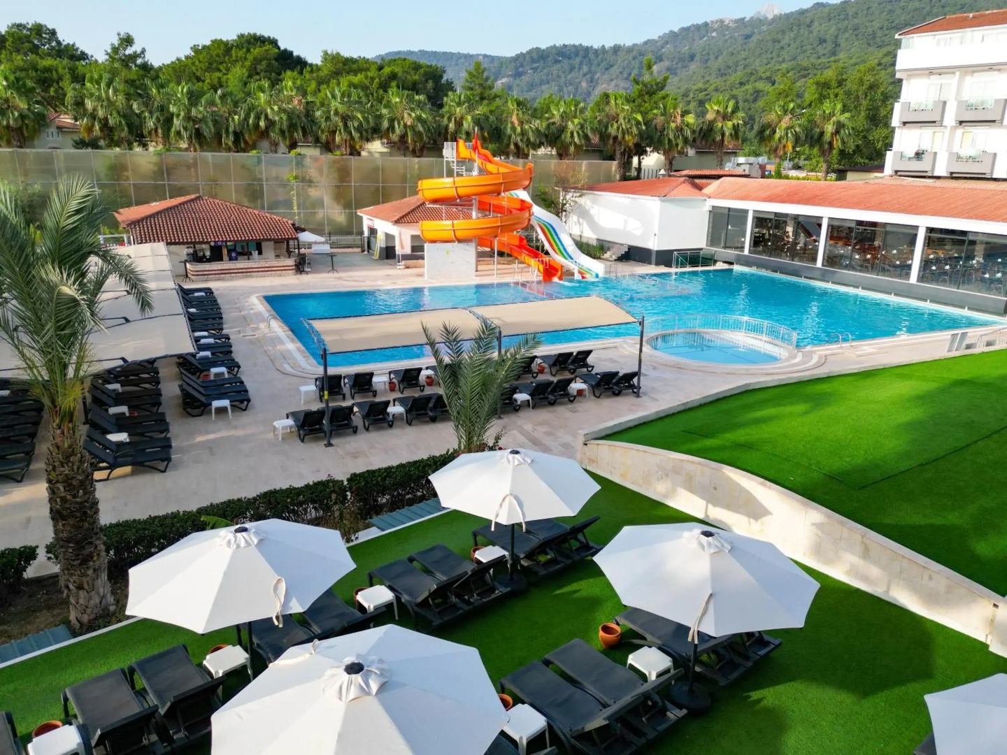 Transatlantik Beach Hotel