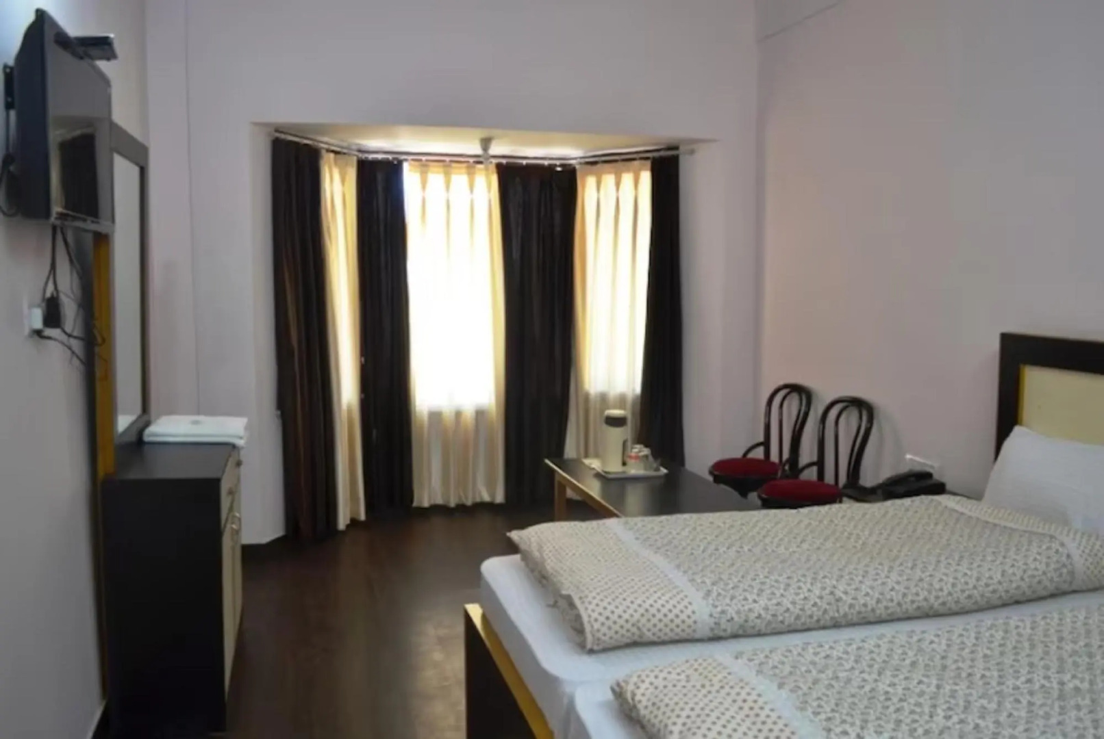 Hotel Himadri Almora