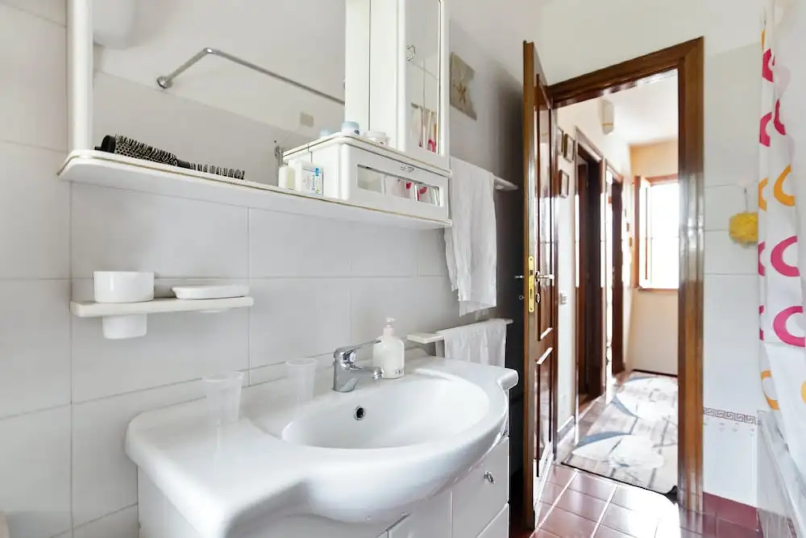 House with 3 Bedrooms in Sabaudia, with Wonderful Lake View And Enclosed Garden - 800 M From the Beach