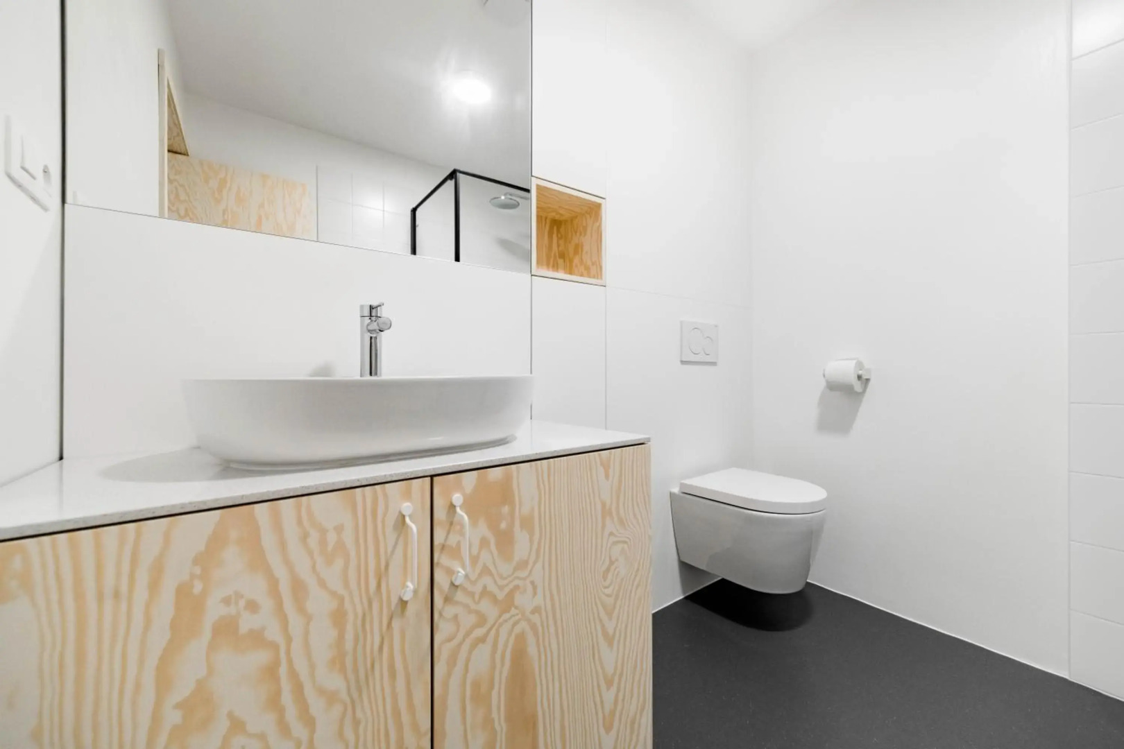 White Innk city center apartment