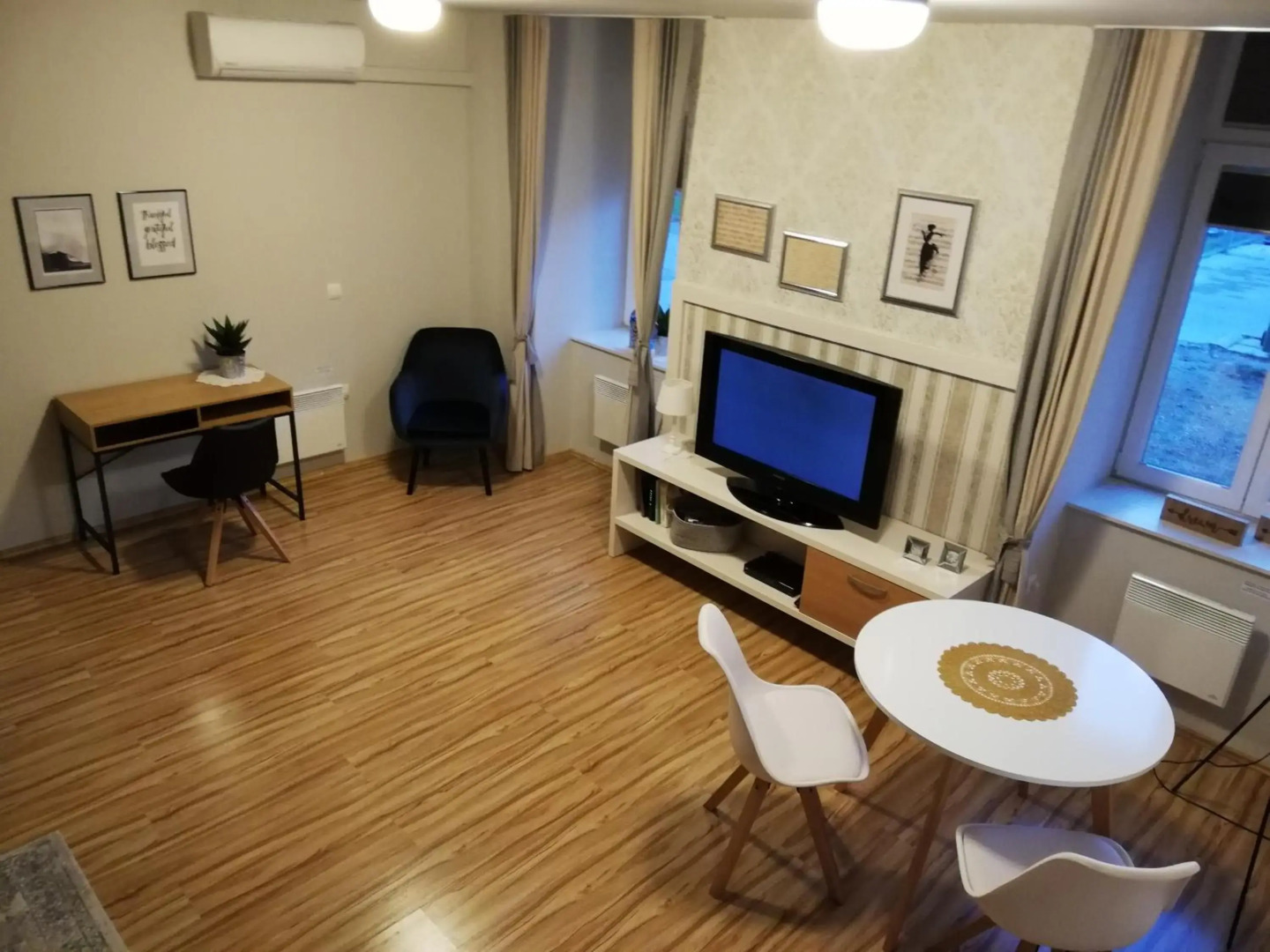 Apartment Nobl plac