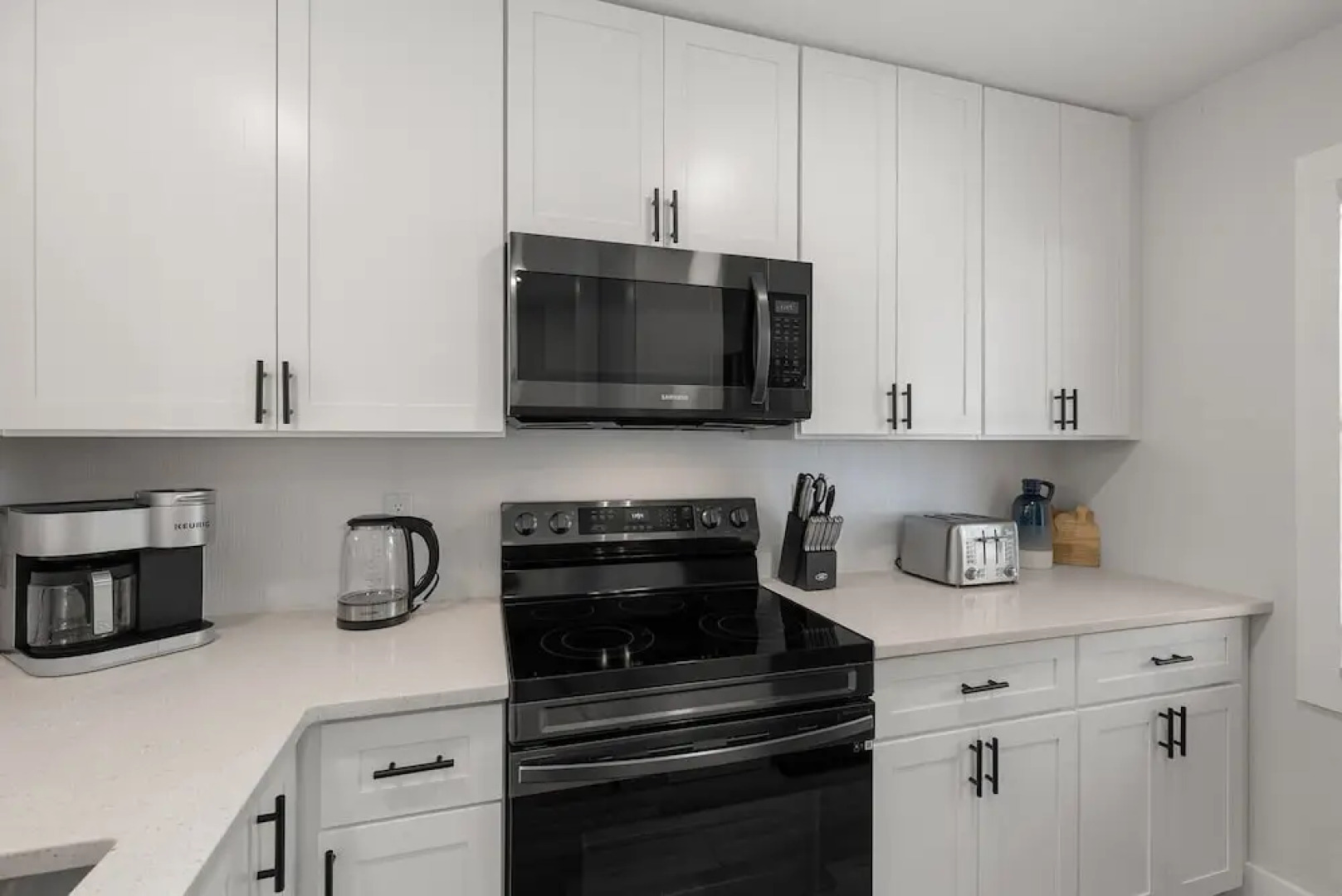 Relaxing 2BR Florida Home Close to Beach