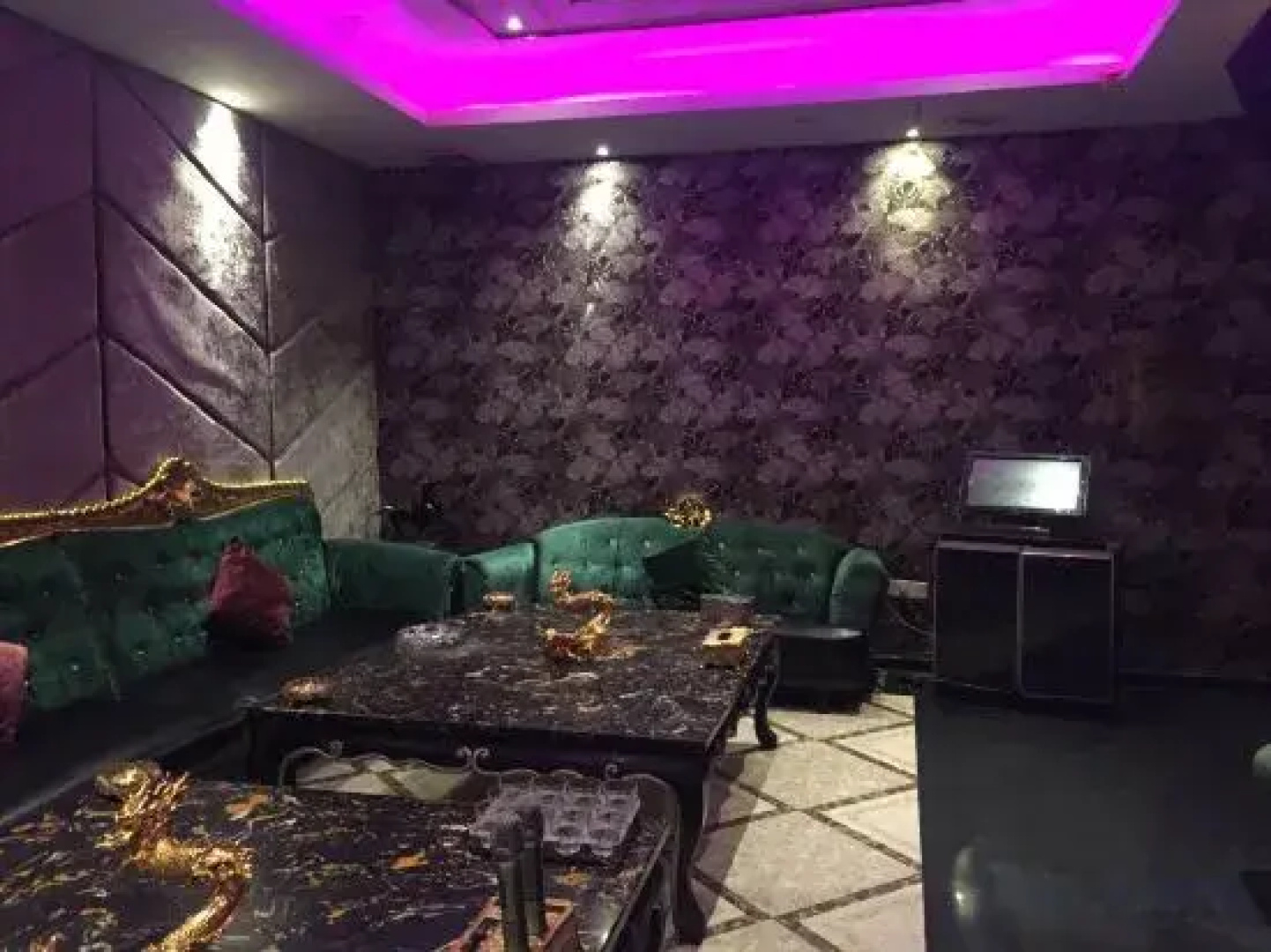 Jun Lai Hotel