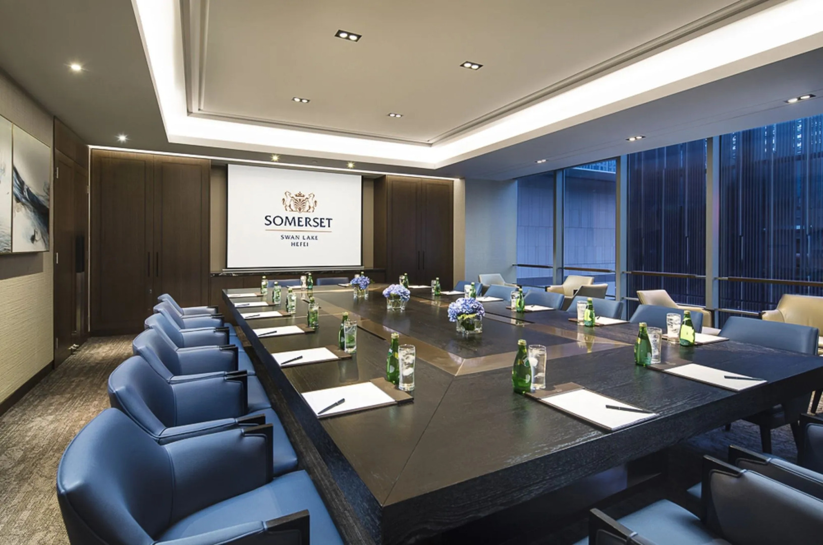 Somerset Swan Lake Hefei