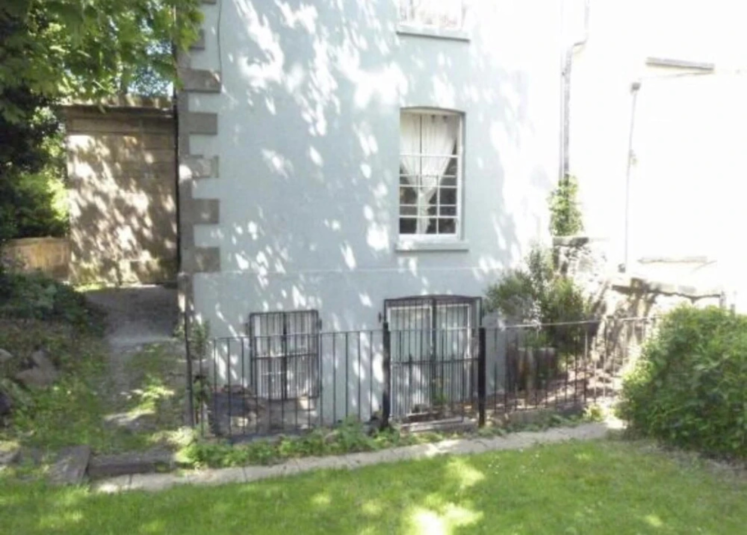 Remarkable Apartment in Oxton With Outside Space