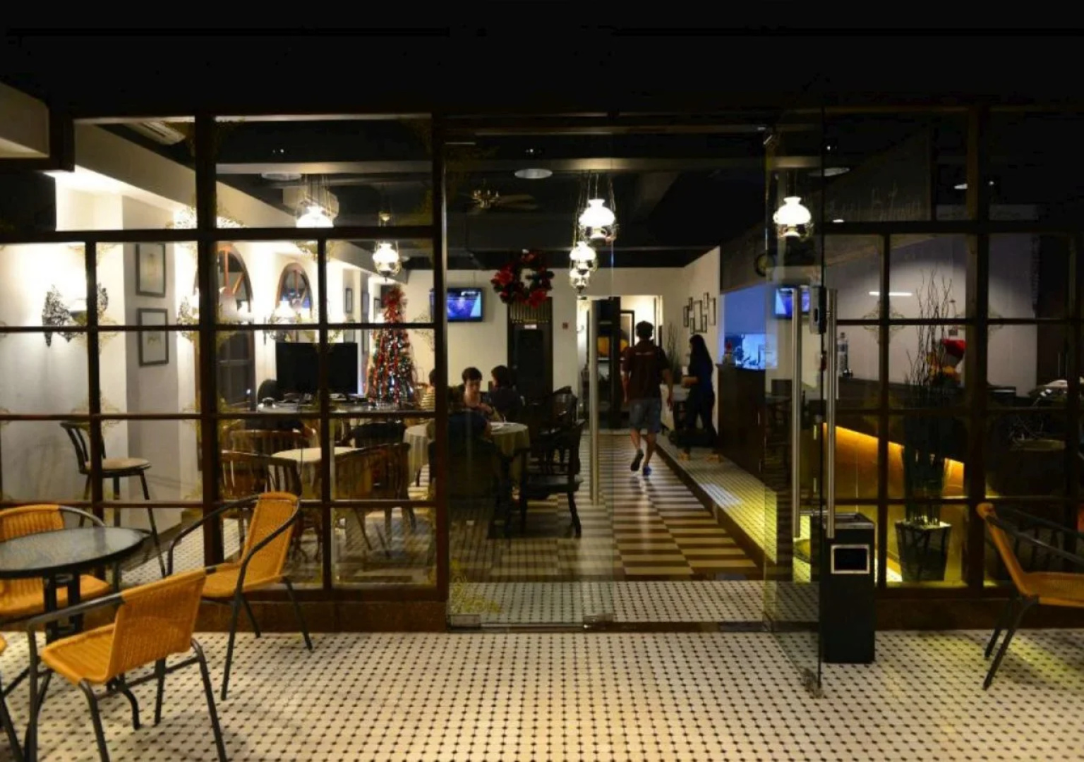 Capsule Hostel Old Batavia