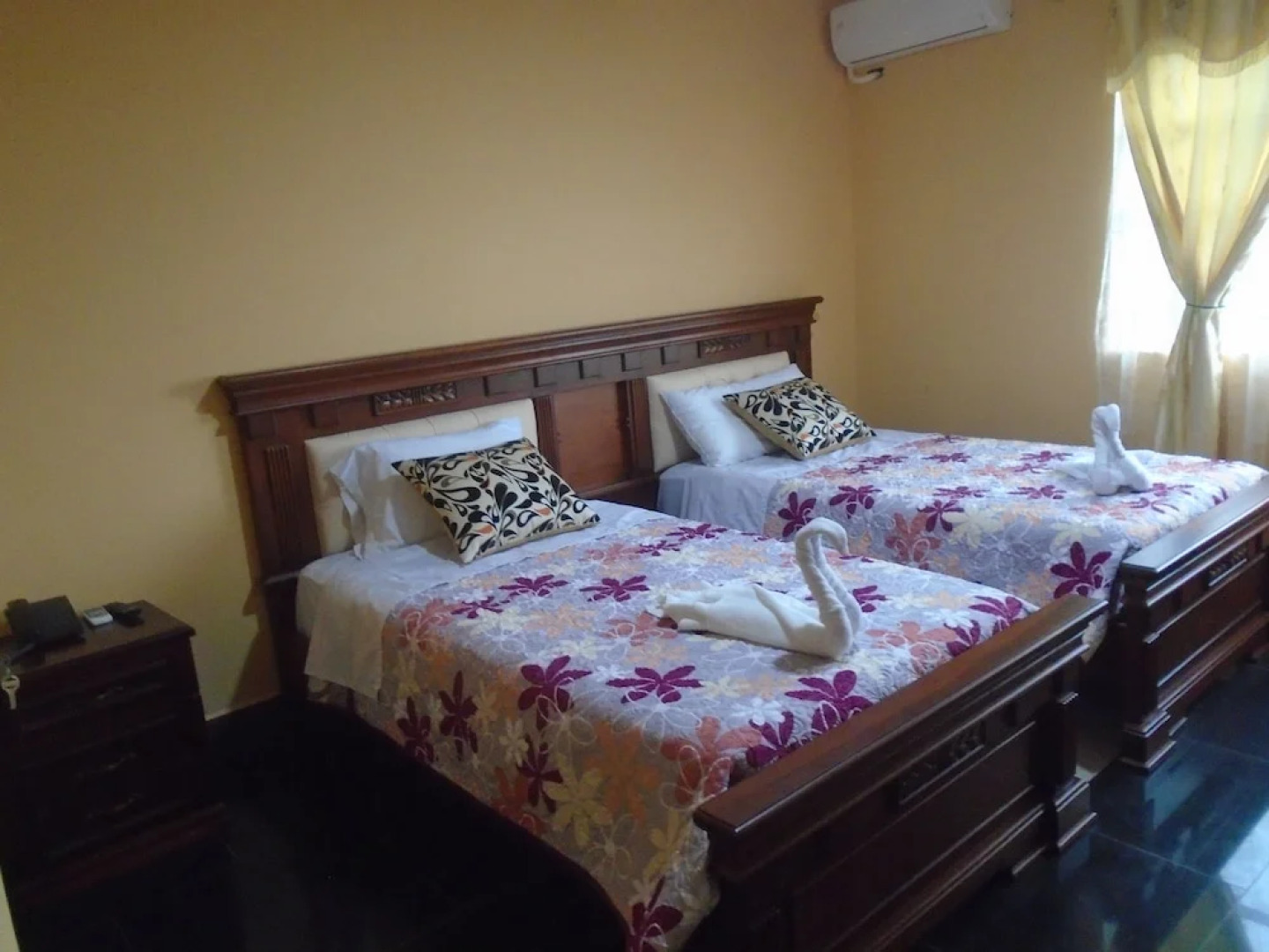 Platinum Class Hostal