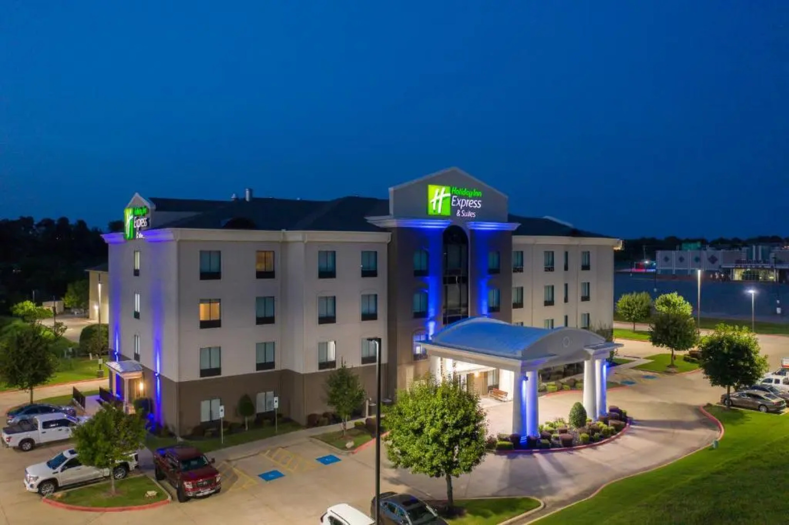 Holiday Inn Express Suites Van Buren-Ft Smith Area by IHG