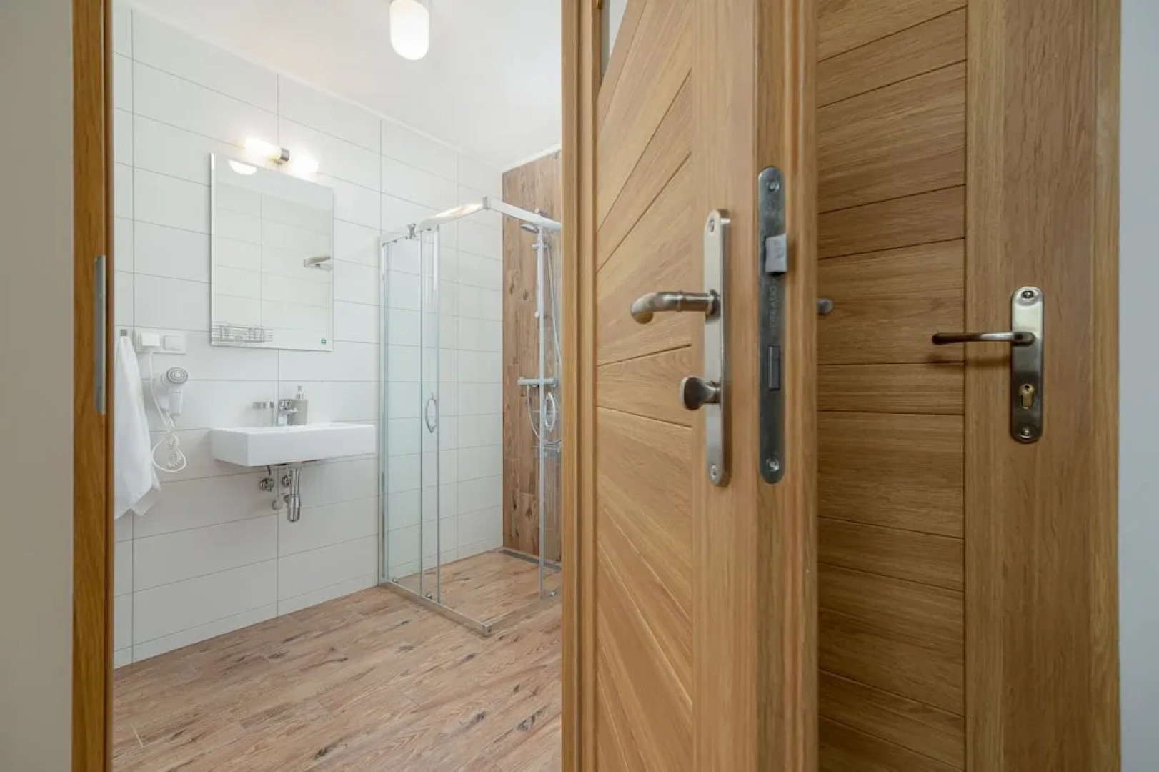 Prestige Golden View Wellness Apartments