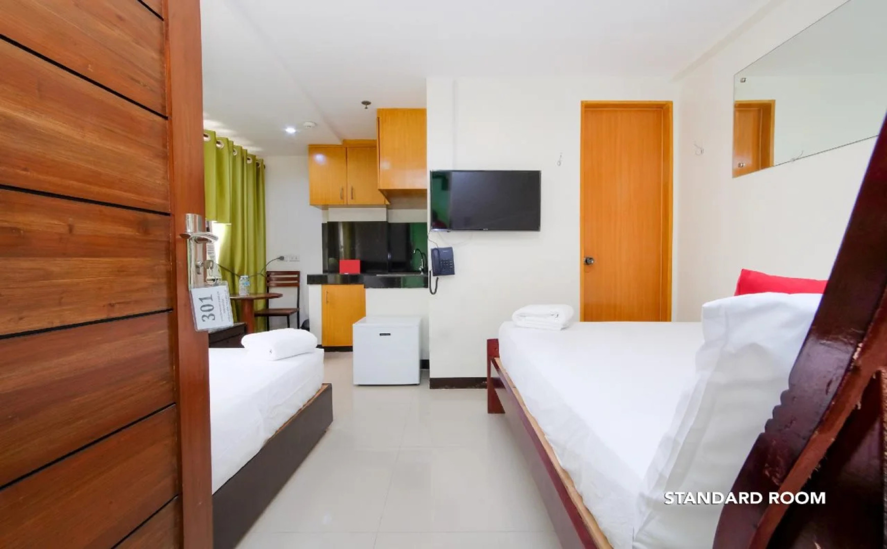 ZEN Rooms Time Travelers Makati