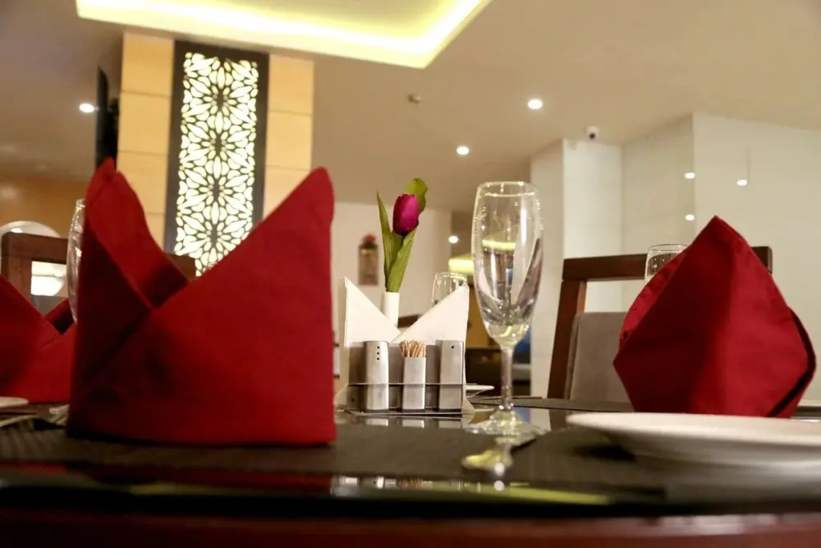 The Grand viktoria Hotel