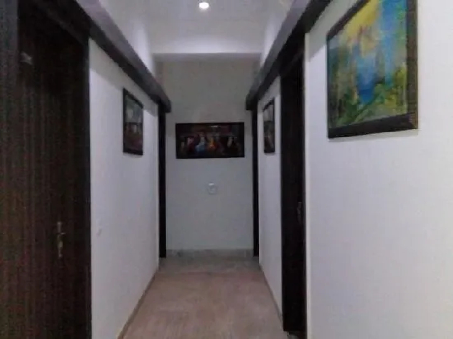 OYO 8607 Hotel Sky Inn