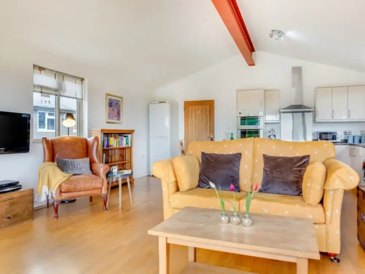 Holiday Home Broomhurst Grove