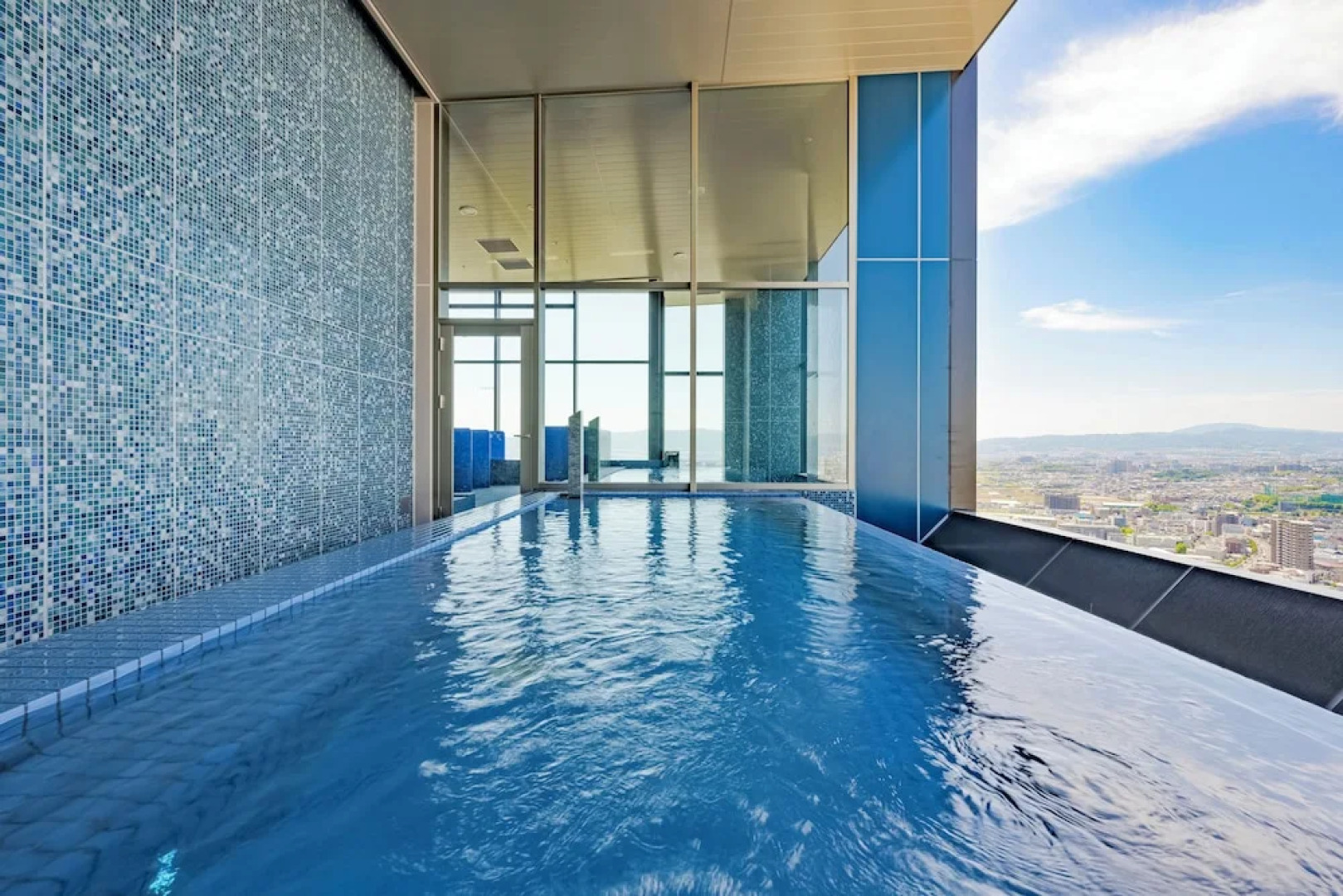 Candeo Hotels Osaka Hirakata